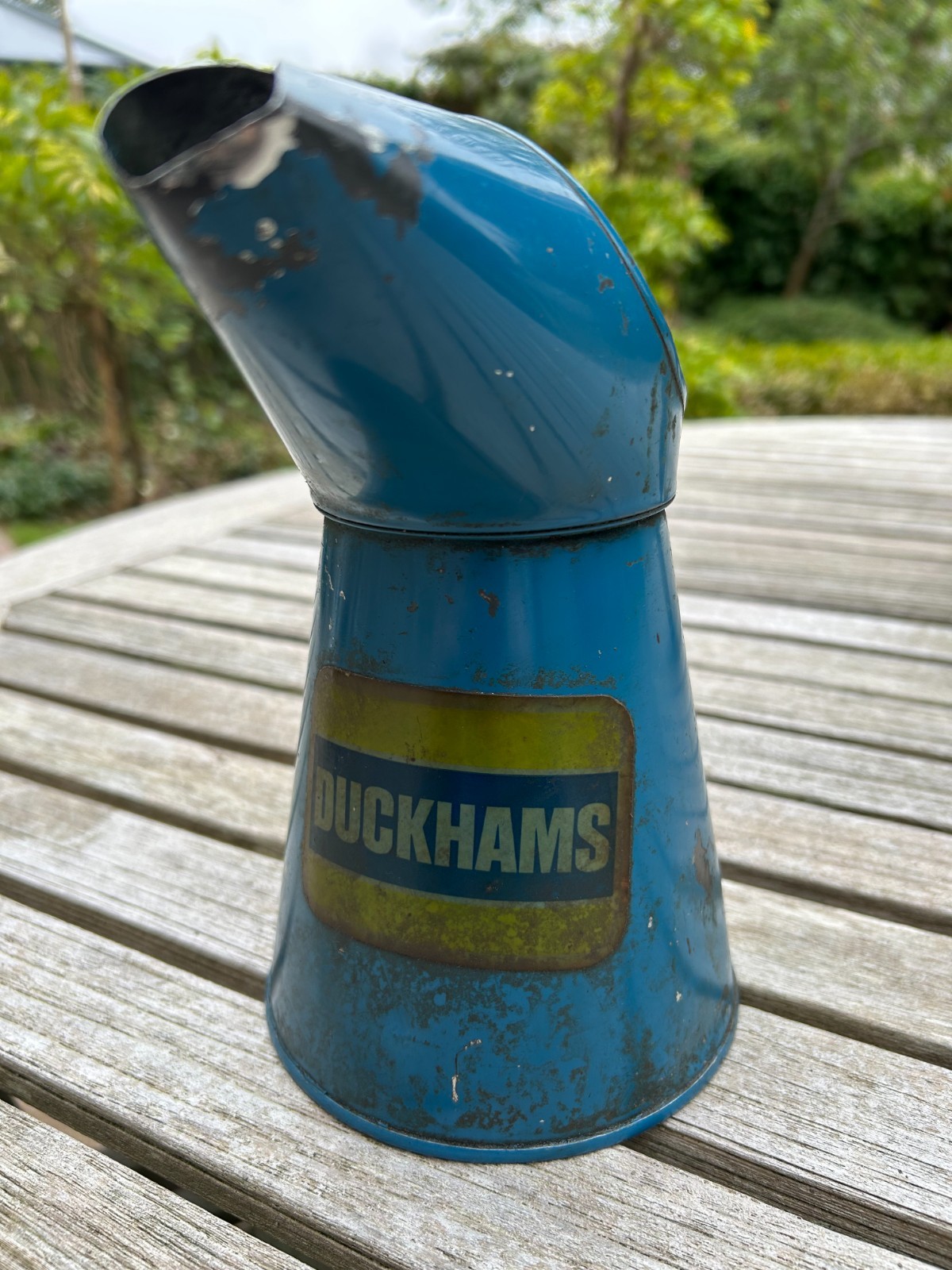 Vintage Garage Duckhams 1 Litre Oil Pourer Jug Automobilia Vintage Garage Duckhams 1 Litre Oil Pourer Jug Automobilia