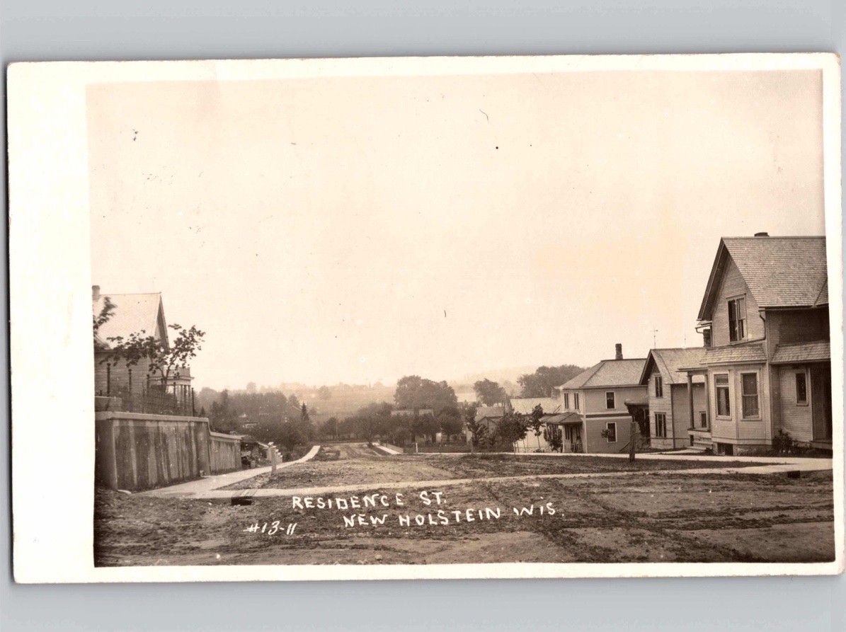 c1912 Residence St Street View New Holstein Wisconsin WI RPPC Real Photo Postcar