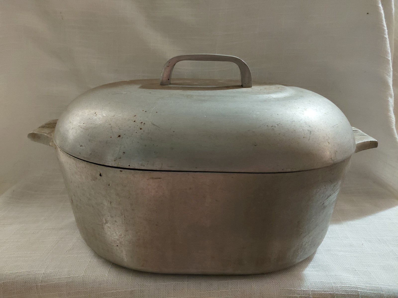 Vintage WagnerWare Sidney O 4265-P Magnalite Roaster With Insert