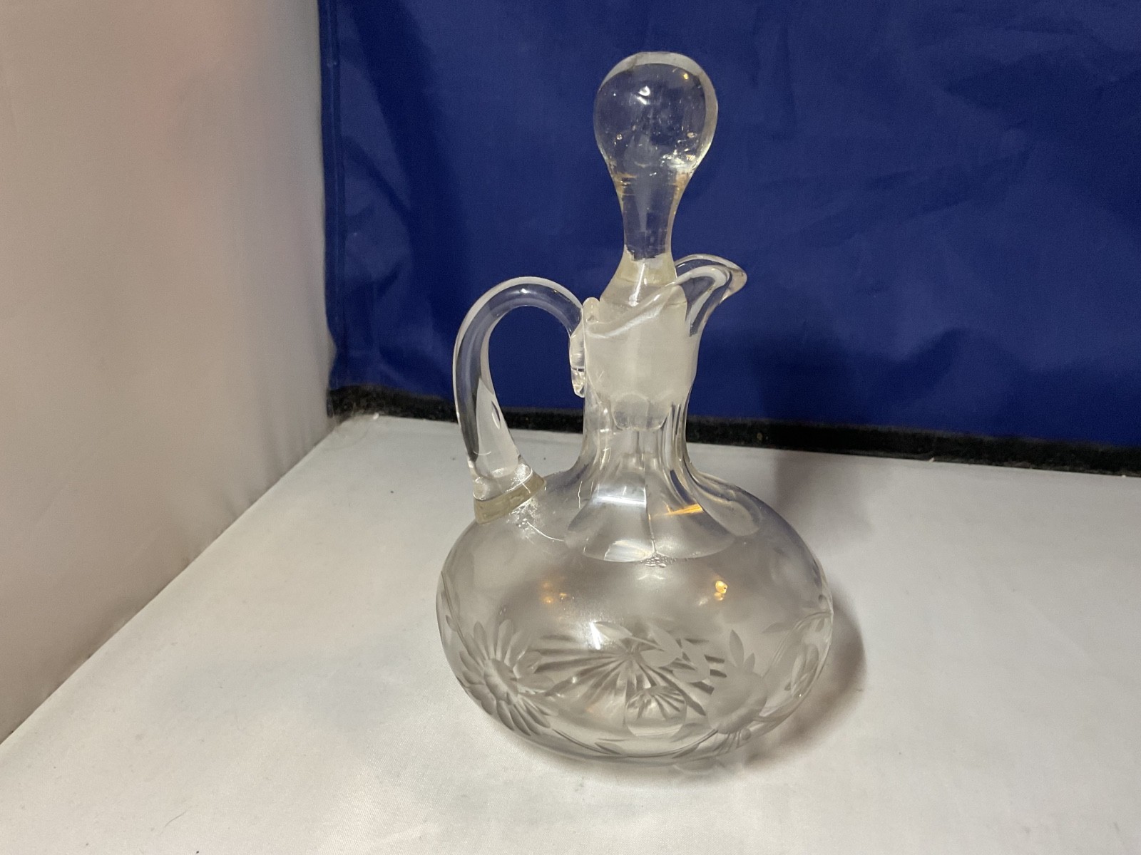 Elegant Clear Pressed Glass Cruet With Stopper, 5.5” Tall -J35