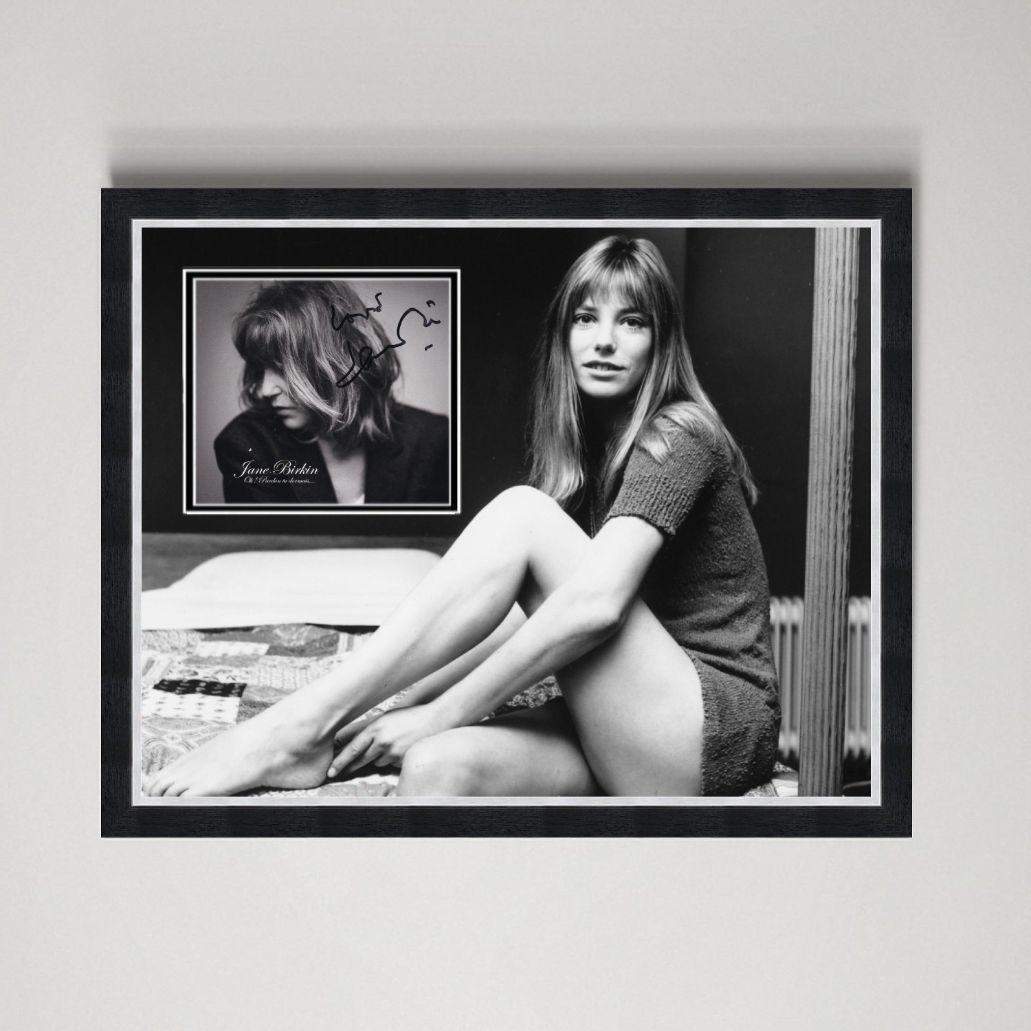 Jane Birkin - British Singer & Actress Genuine Signed Autograph Framed Display