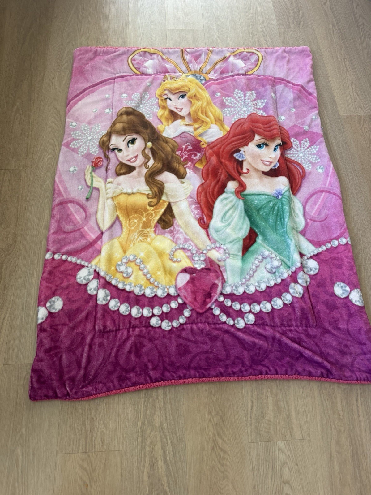 Vtg Y2k Disney Princesses Thick Fleece Throw Blanket 42”x56” Vtg Y2k Disney Princesses Thick Fleece Throw Blanket 42”x56”