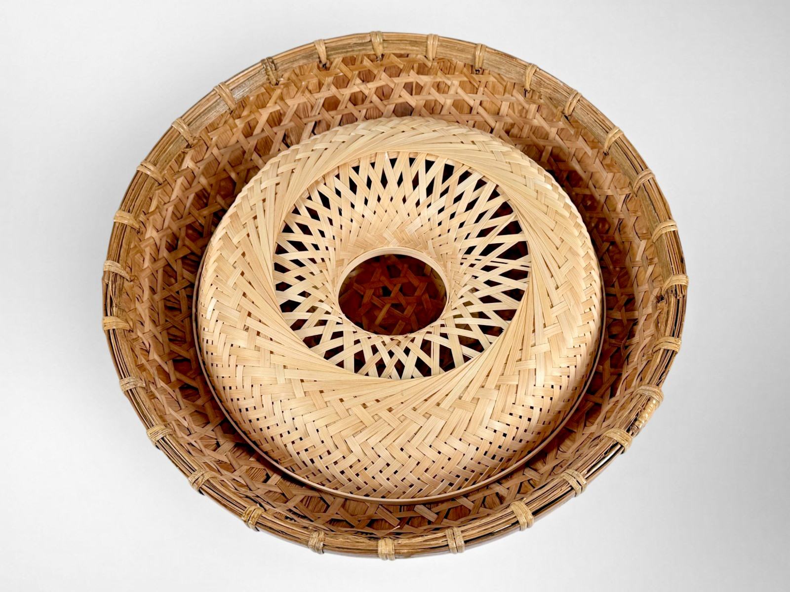 Vintage Woven Bamboo Asian Douli Rice Farmer Sun Hat w Replacement Insert