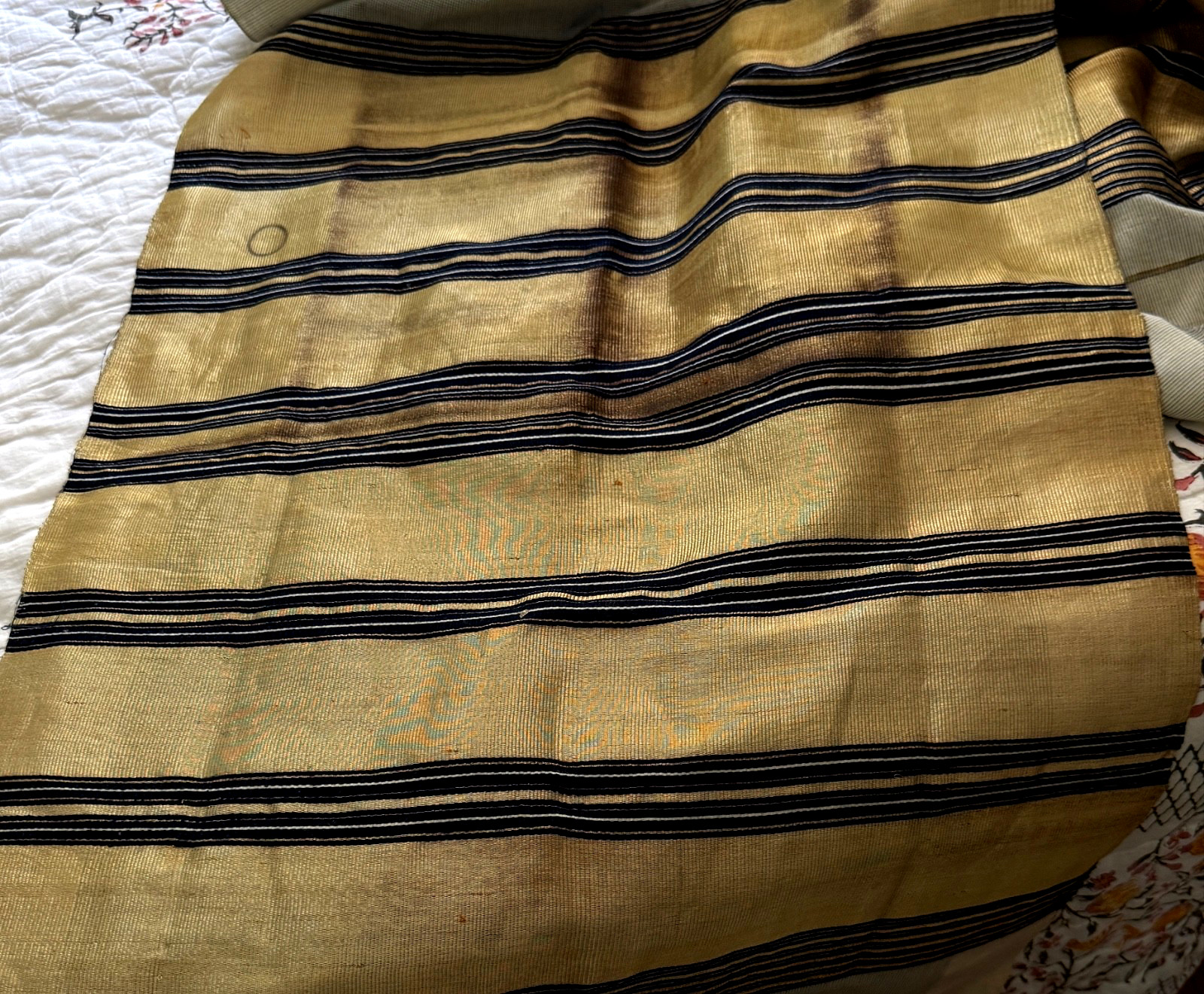 Traditional Vintage Antique Handwoven Indian Textile with Heavy Gold Ends  B379