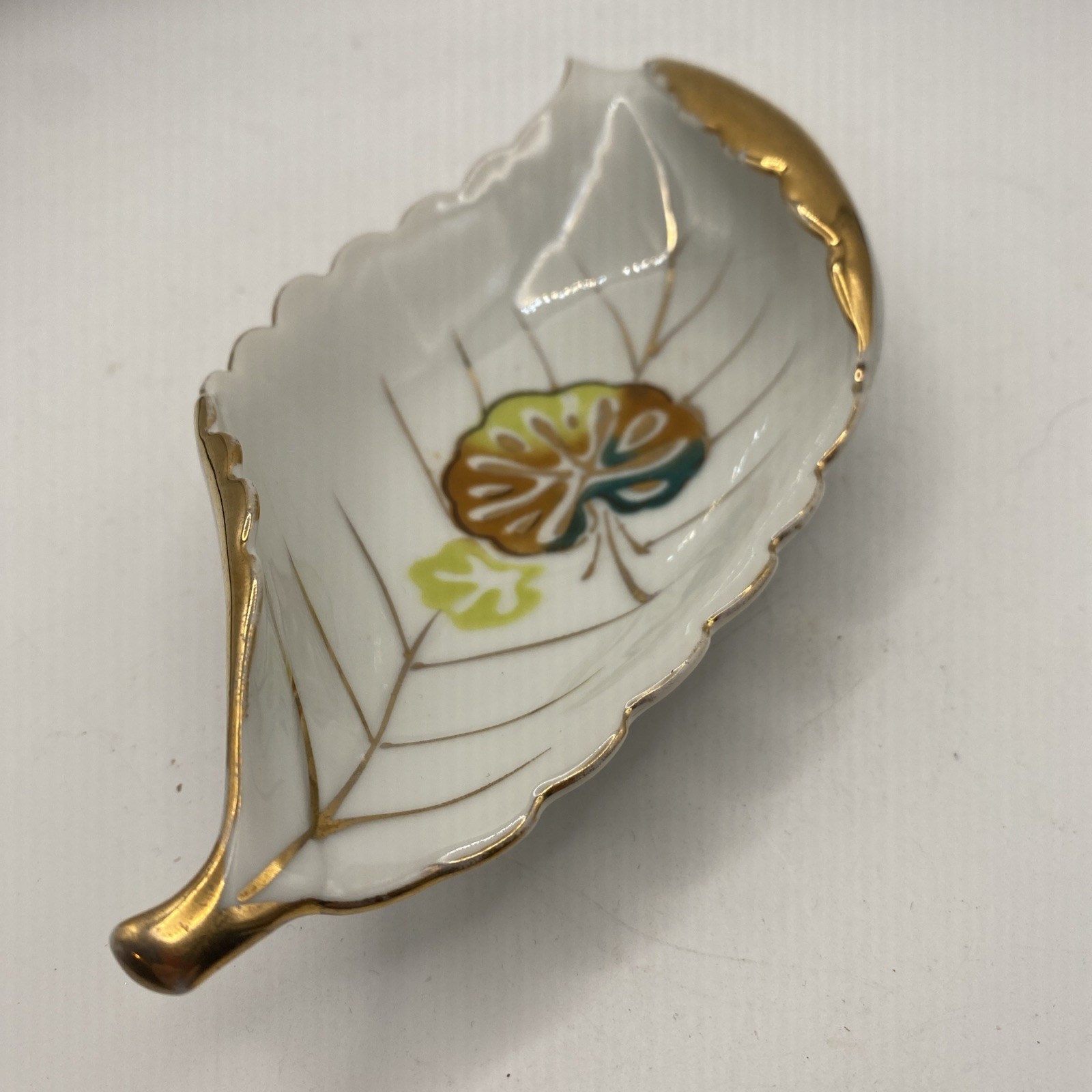 VTG Ucago Handpainted Curled Leaf Shape Gold Trim Floral Trinket Dish 6.25”x3.25 VTG Ucago Handpainted Curled Leaf Shape Gold Trim Floral Trinket Dish 6.25”x3.25