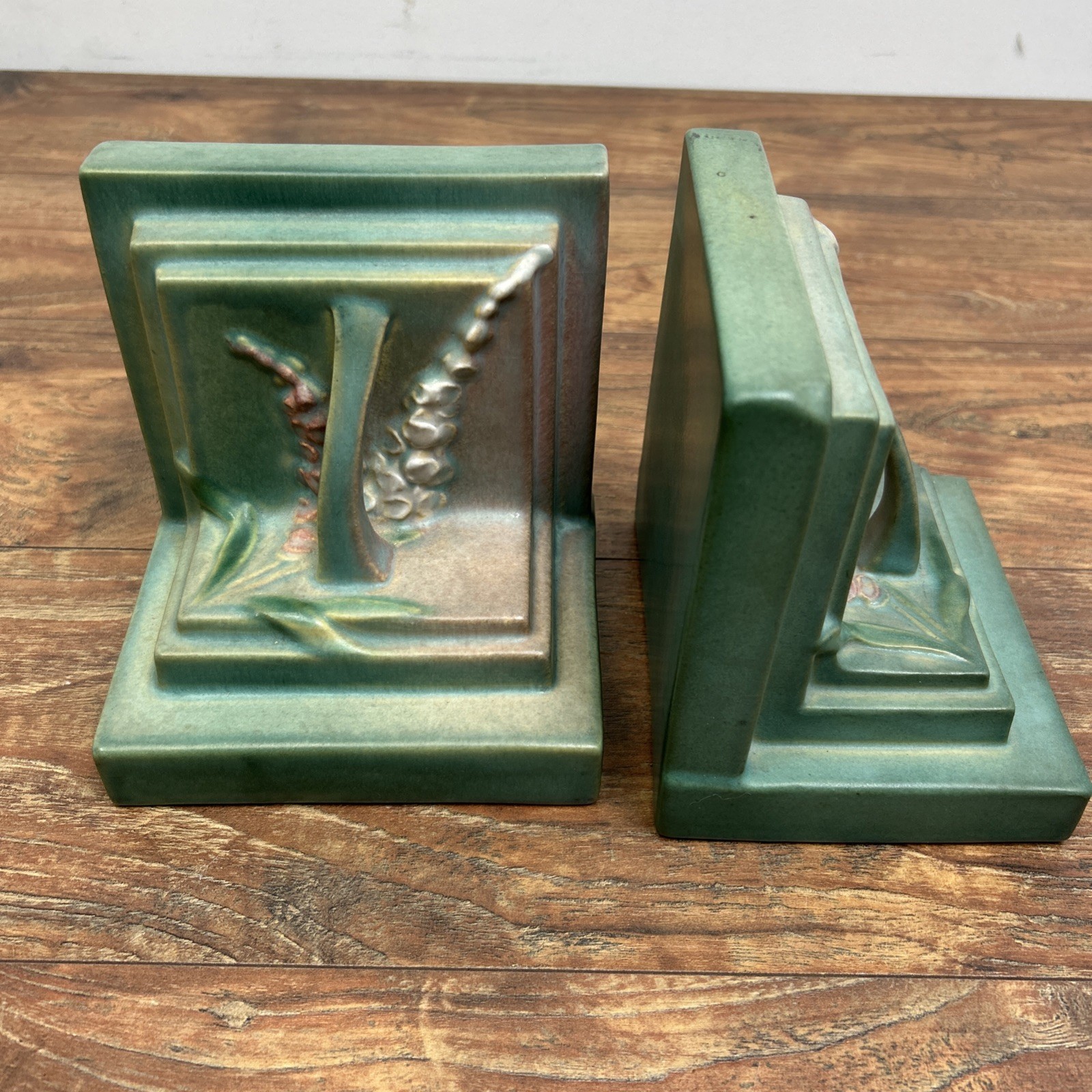 Roseville Pottery Foxglove Bookends Art Pottery Ceramic Green Pink 5.75\