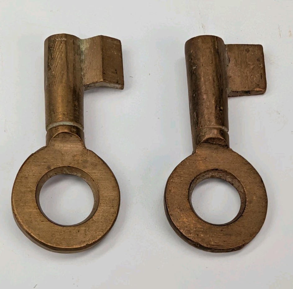 2 Vintage brass hollow barrel key blank Read