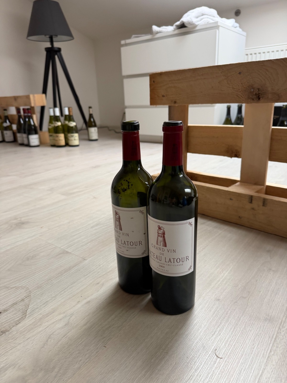 Grand vin de Chateau Latour-domaine Pauillac-set of two empty bottles-2005,2004