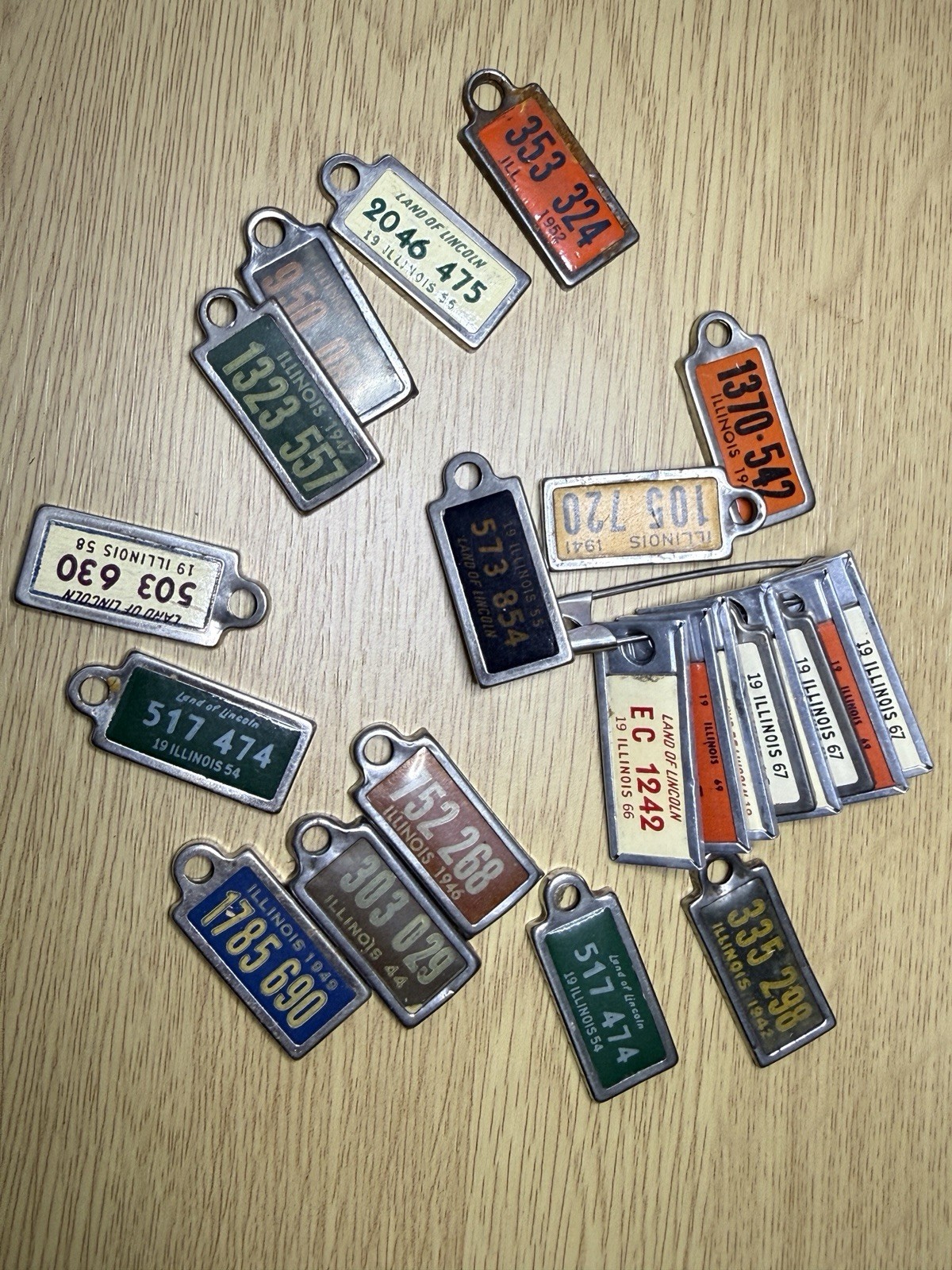 Lot of 22 Mini License Plate Keychain DAV Tags ~ 1940s-1950s-1960s