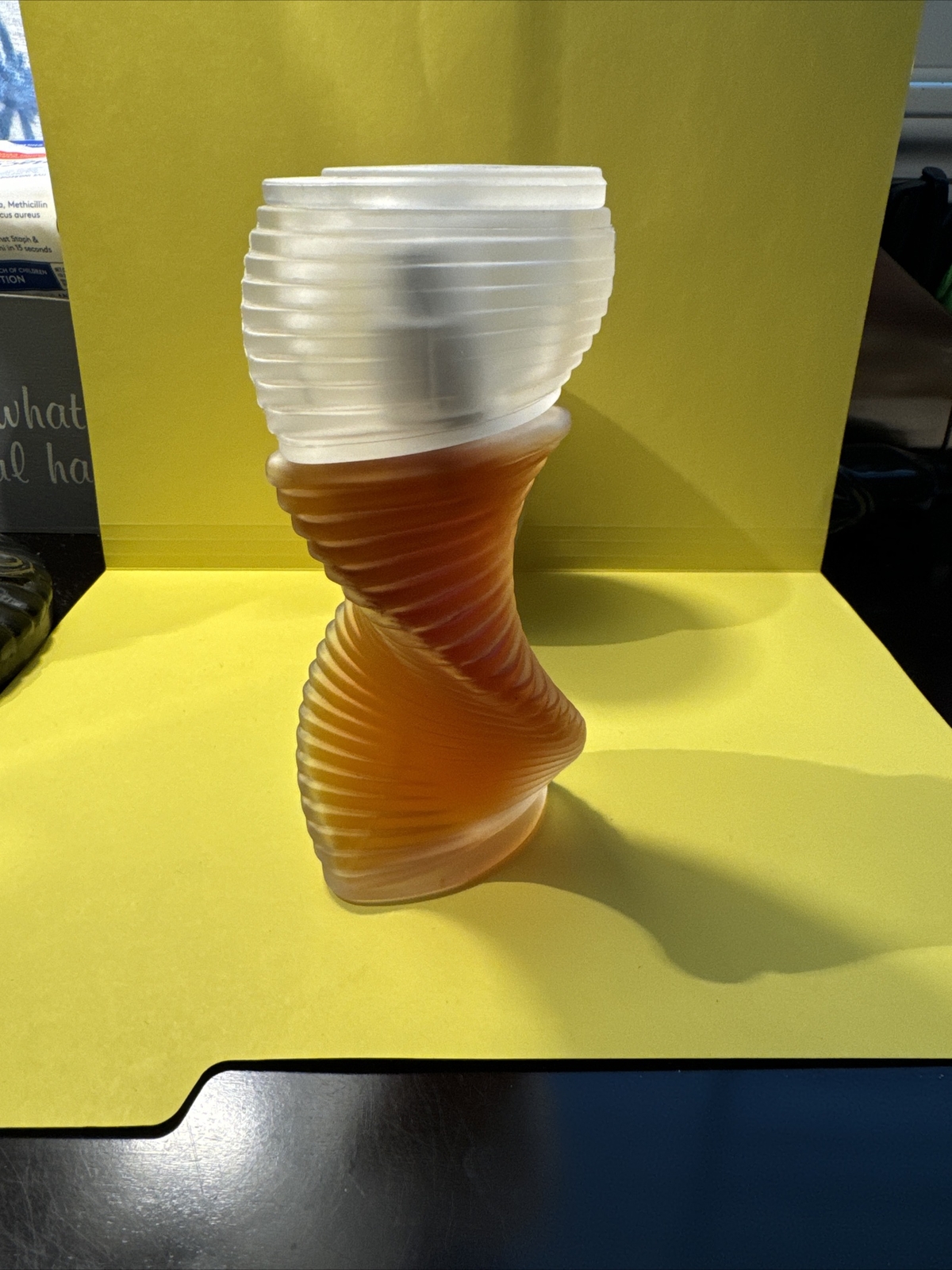 VINTAGE MONTANA FOR WOMEN Eau De Toilette 3.3 Fl oz/100 ml  Brand New