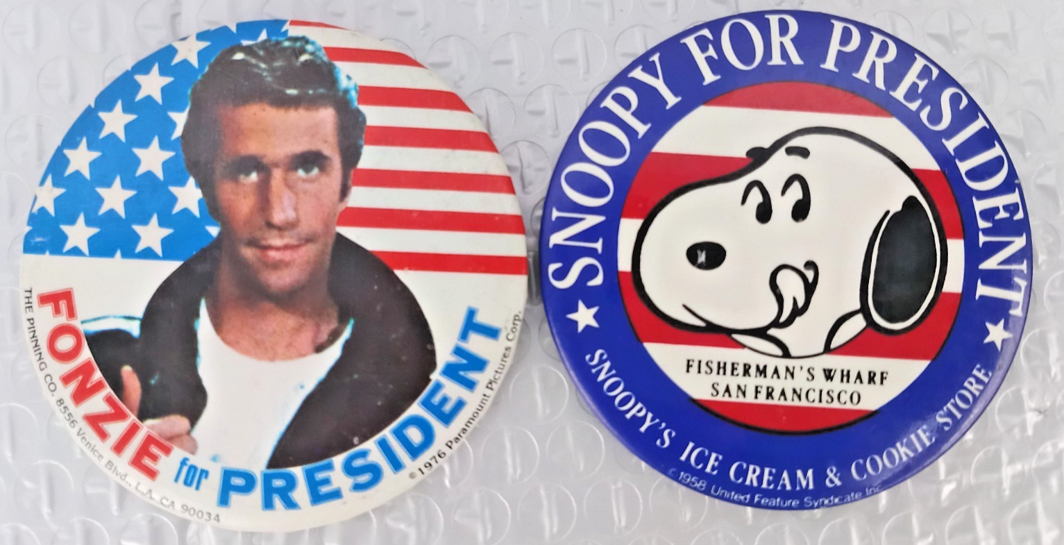 2 VTG (SNOOPY / FONZIE) For President Pin Buttons