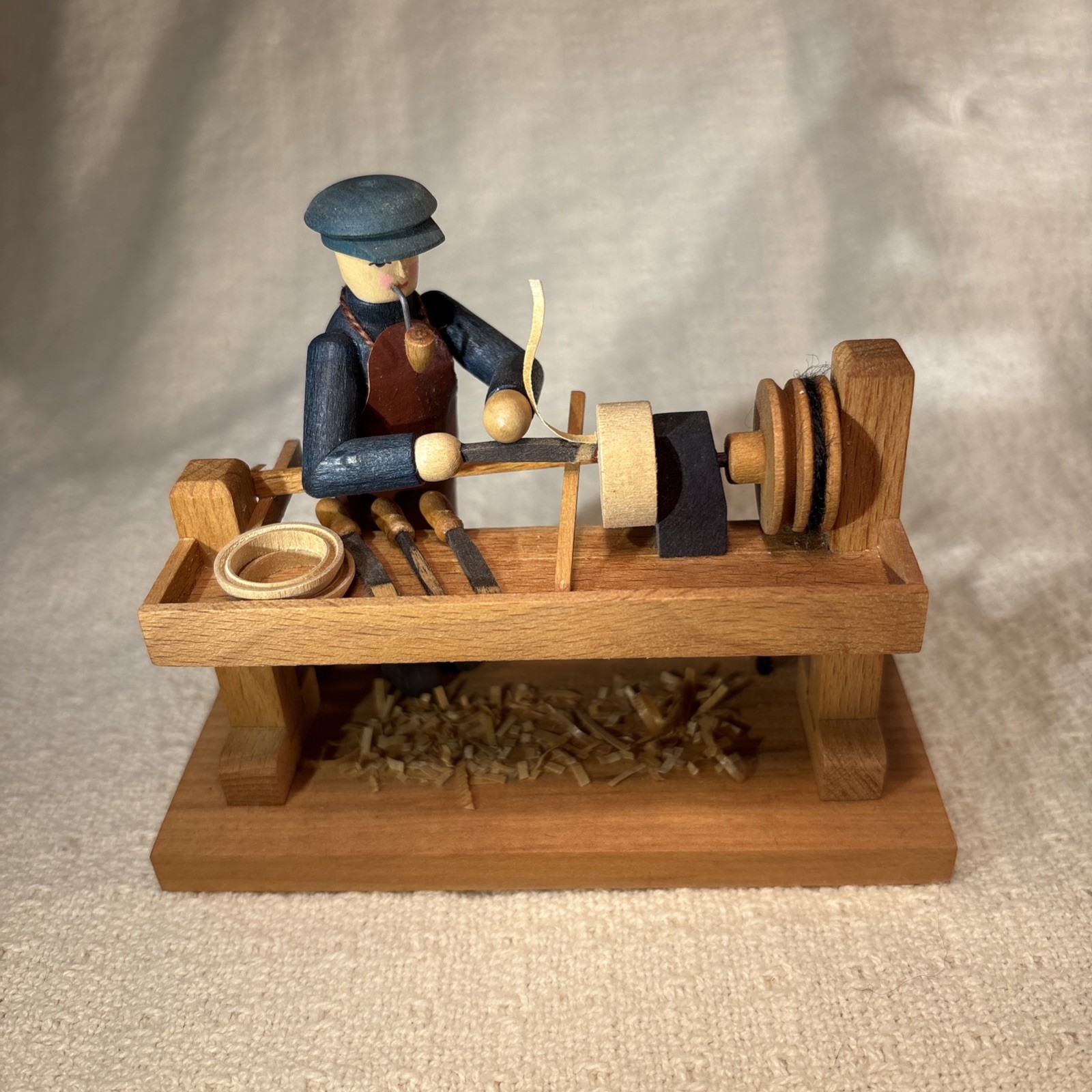 VTG Rare Piece Erzgebirge Wood Carver Standing at Workbench, Brown Blue Hat Pipe