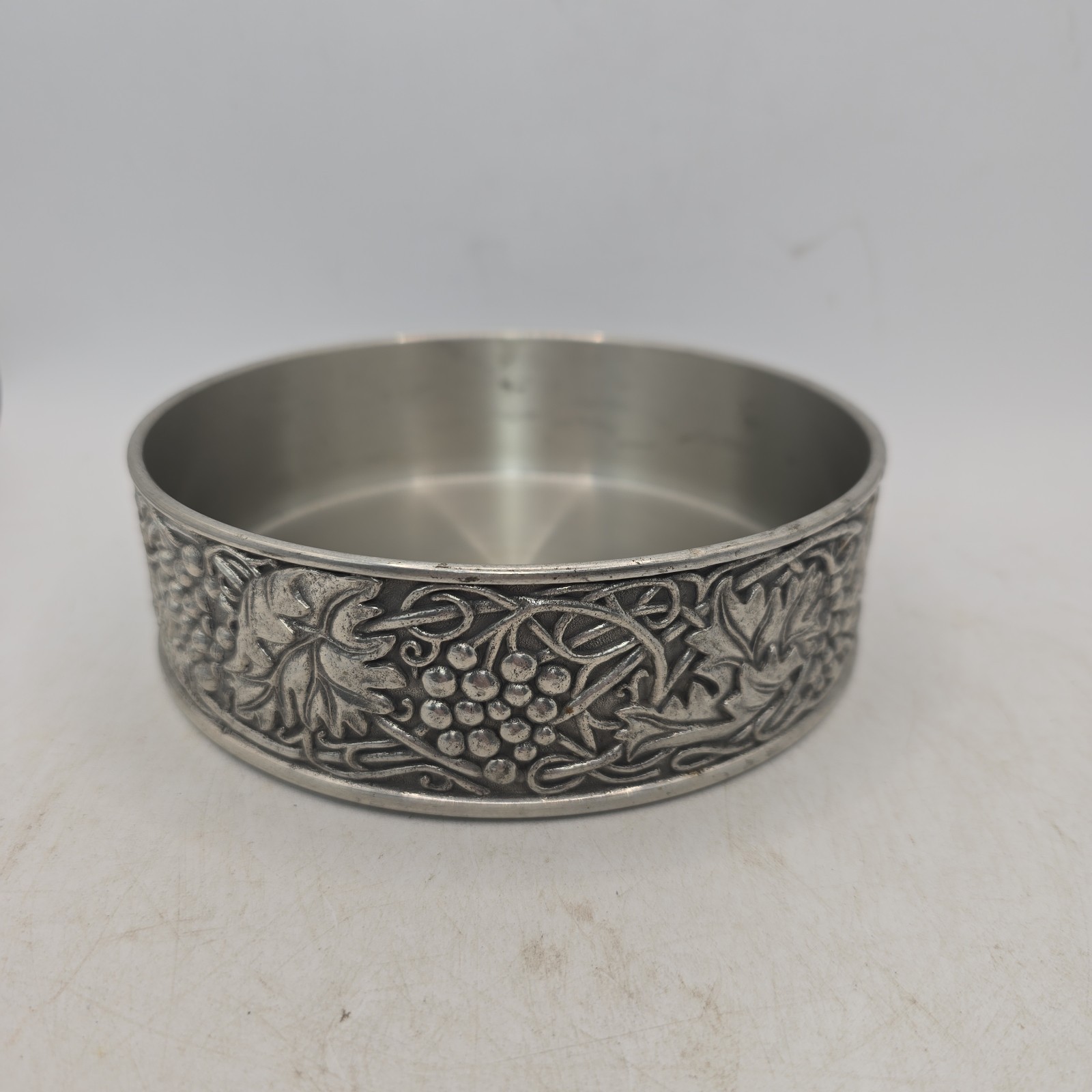 VTG Royal Selangor Pewter Wine Bottle Coaster Holder Grape Vines Barware V & A
