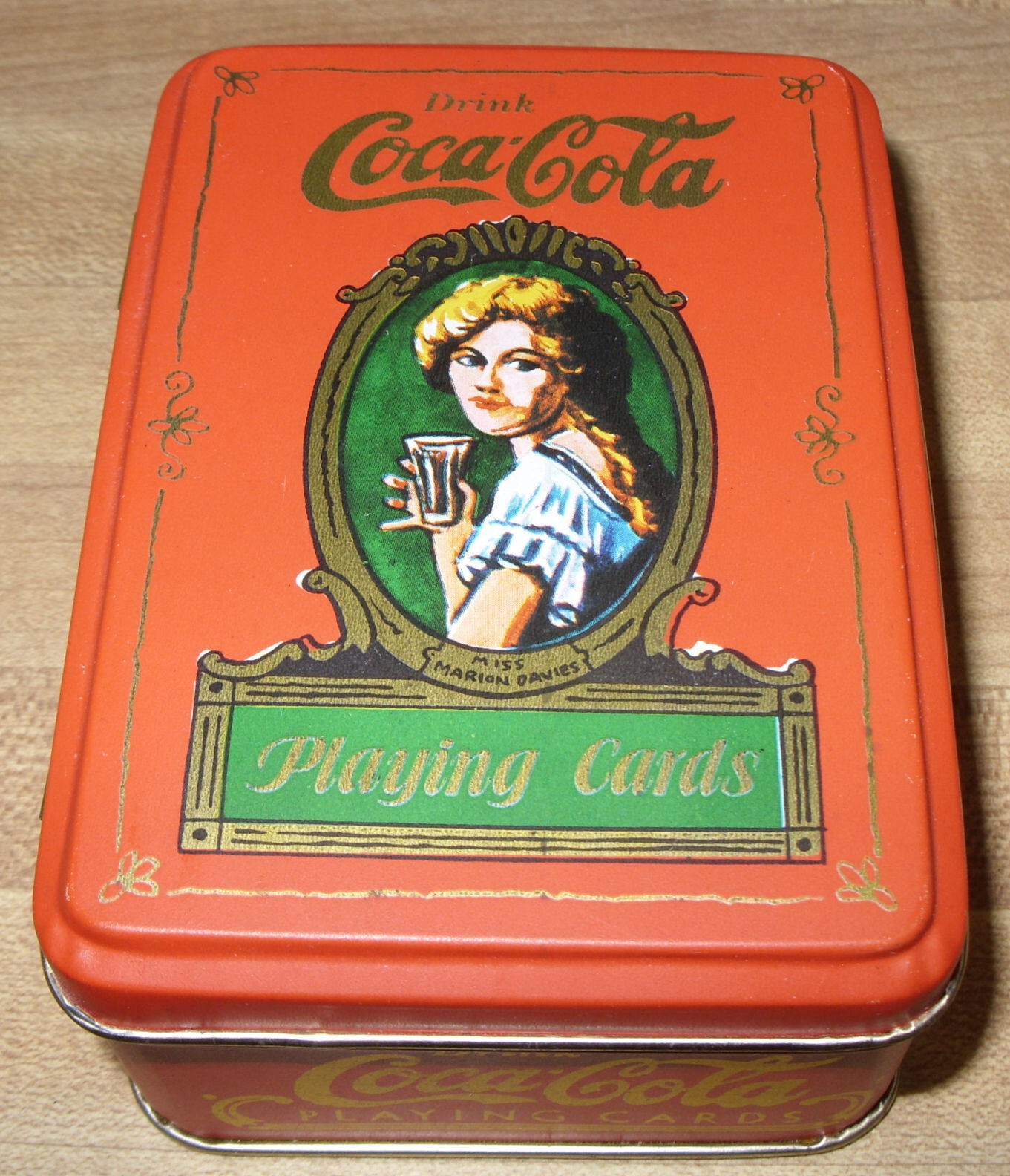 1980 COCA-COLA MARION DAVIES PLAYING CARDS IN COLLECTABLE TIN