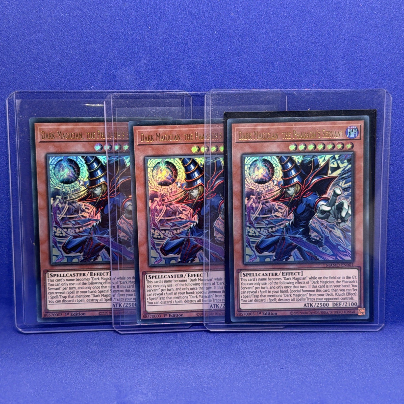 Yugioh Dark Magician, The Pharaoh’s Servant MAMO-EN001  X3 Playset Ultra Rare NM