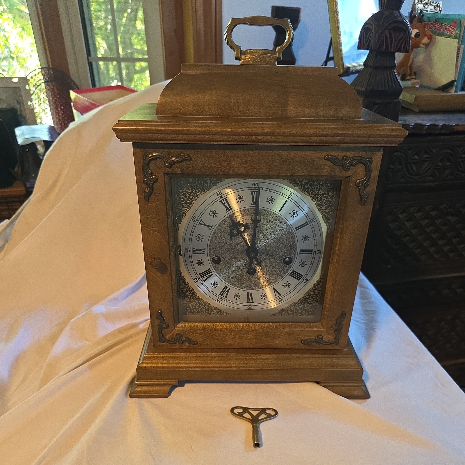 BEAUTIFUL Hamilton Wheatland Westminster Chime Mantel Clock With Key 
