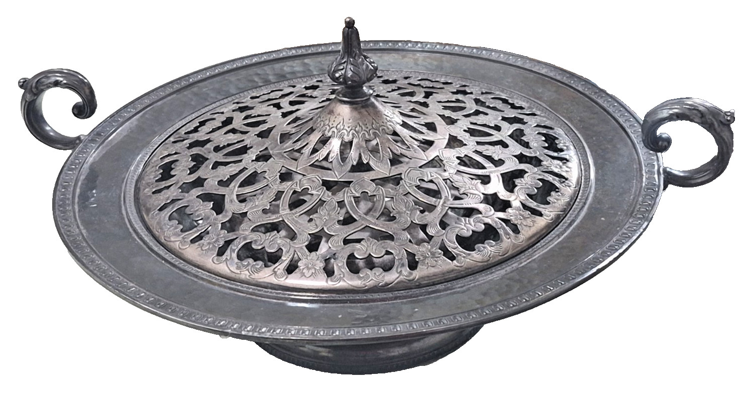 Antique Derby Silver Co. Quadruple Plate Covered Dish Pierced 2 piece Lid # 1257