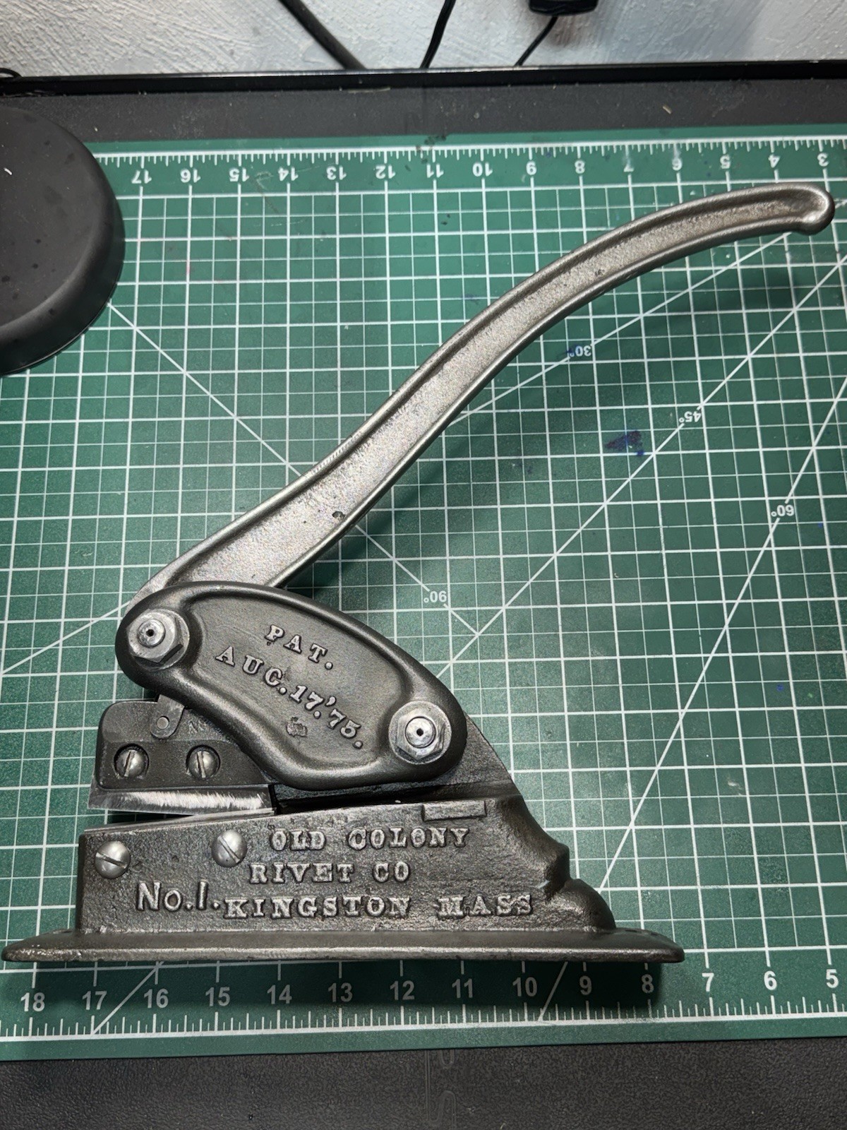 Vintage 1875 cast iron Railroad Bench Top cutting Shears. Made in USA VERY RARE