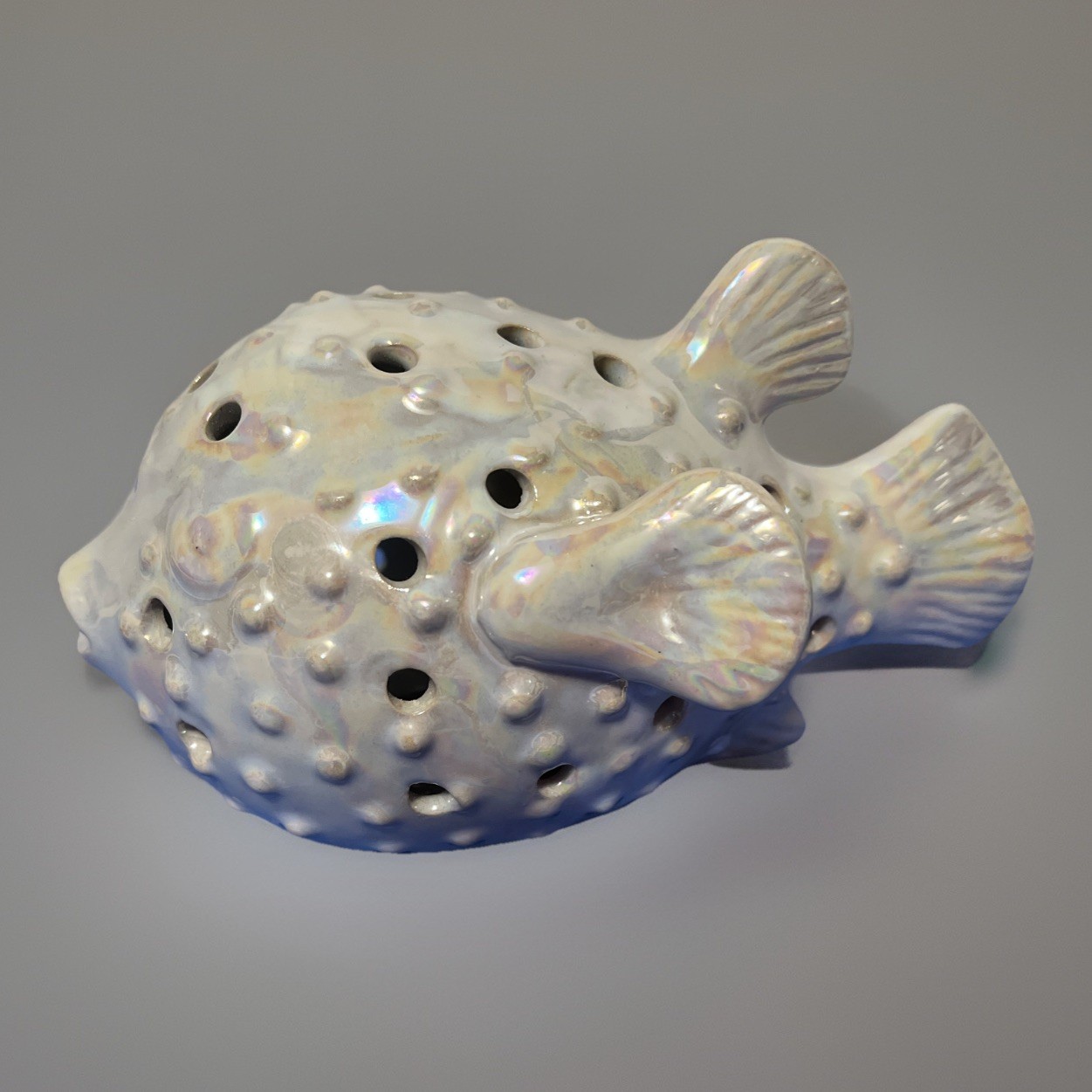 FABULOUS TROPICAL FISH RETICULATED PEARLIZED 6.5 X 4.25”CERAMIC SACHETTE HOLDER