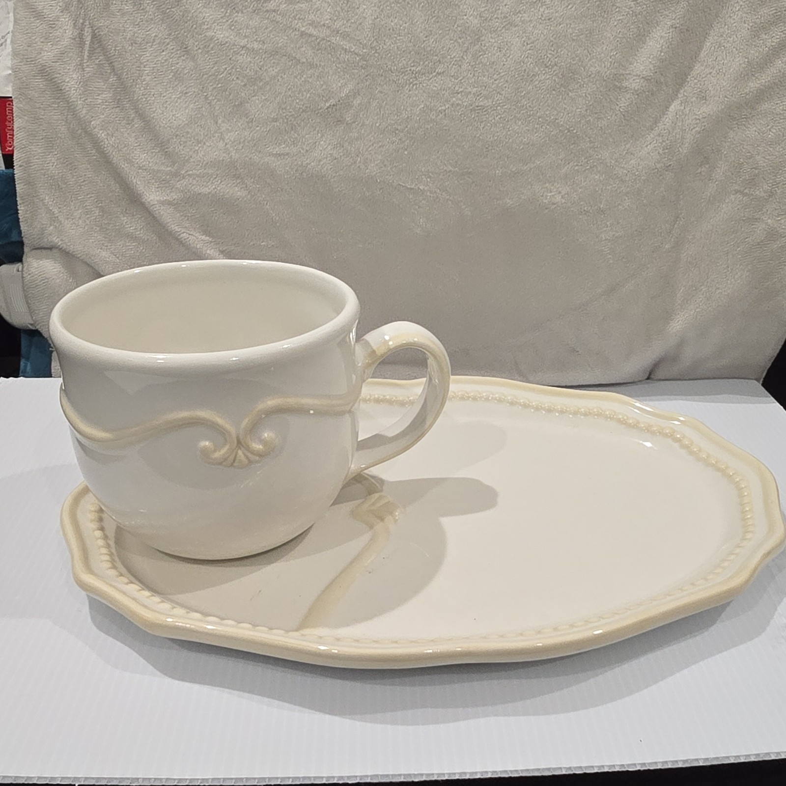 1 Princess House Pavillion Snack Tray & Soup Mug Sets  