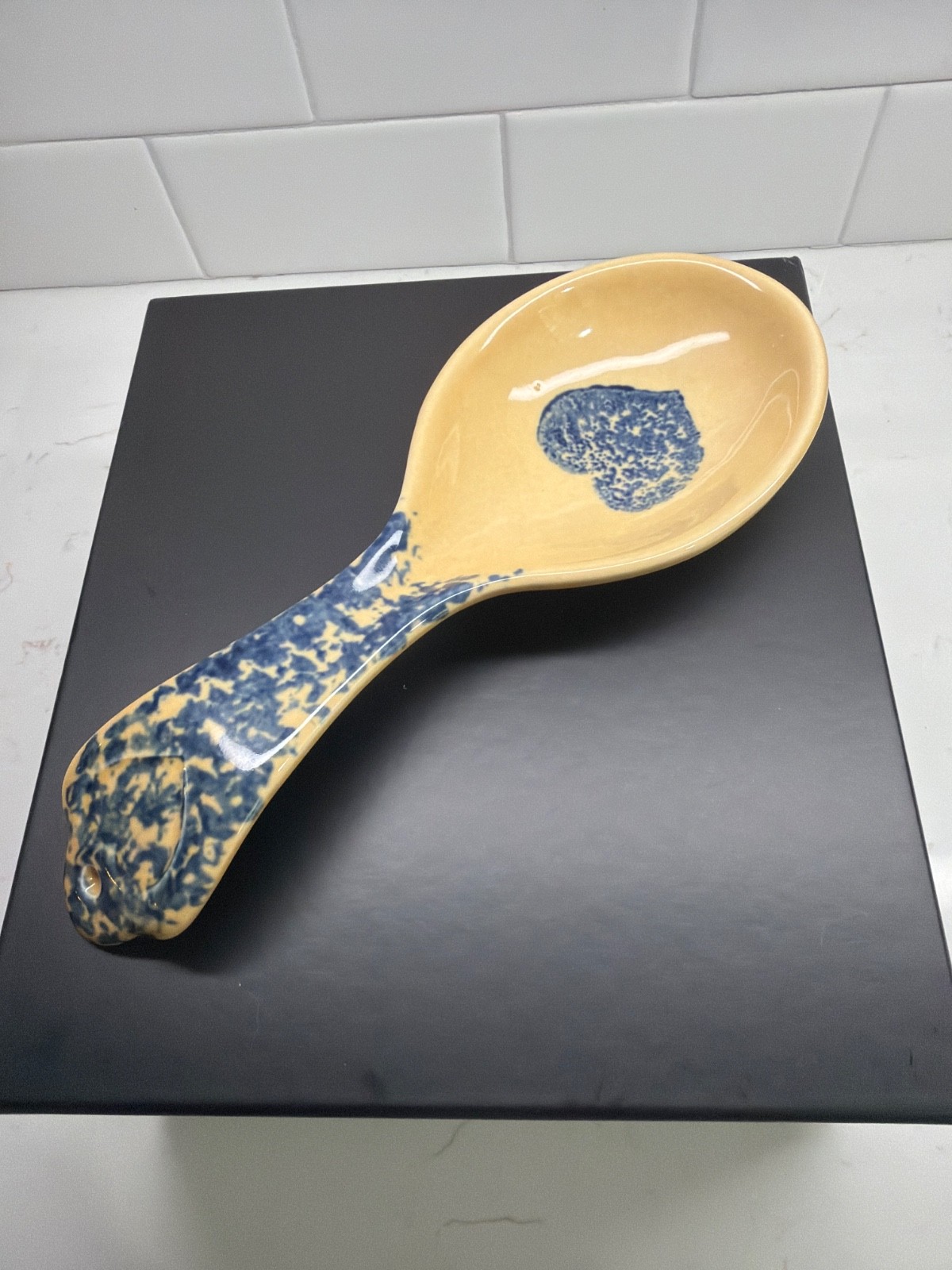 Vintage 1980s Pfaltzgraff America Spoon Rest #515 Blue Heart Folk Art - FREE SHI
