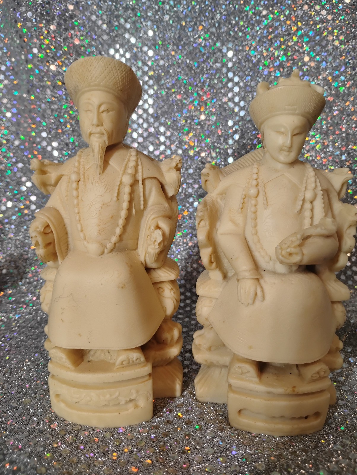 Chinese Emperor and Empress Seated Vintage Resin Figurines Made In Italy READ Chinese Emperor and Empress Seated Vintage Resin Figurines Made In Italy READ