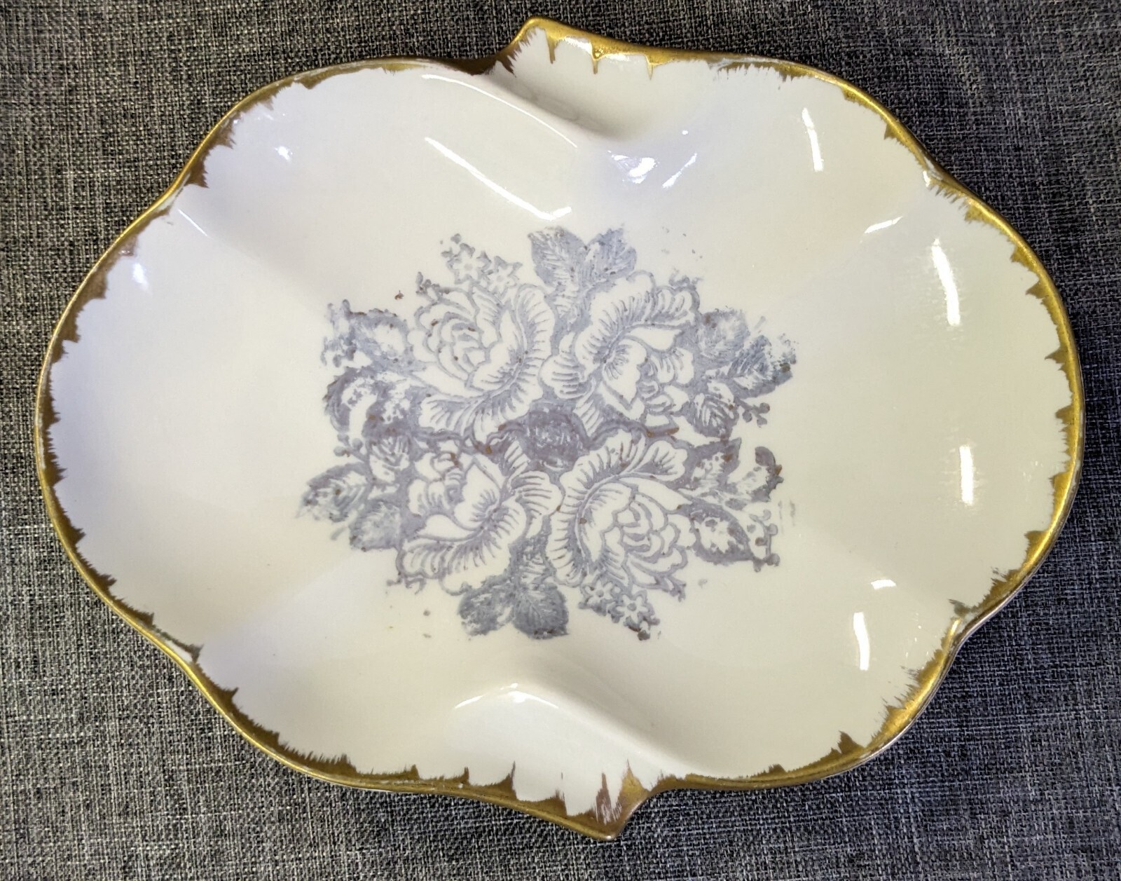 Vintage French Limoges Style Porcelain Trinket Dish Hand Painted Fonde en 1789 Vintage French Limoges Style Porcelain Trinket Dish Hand Painted Fonde en 1789
