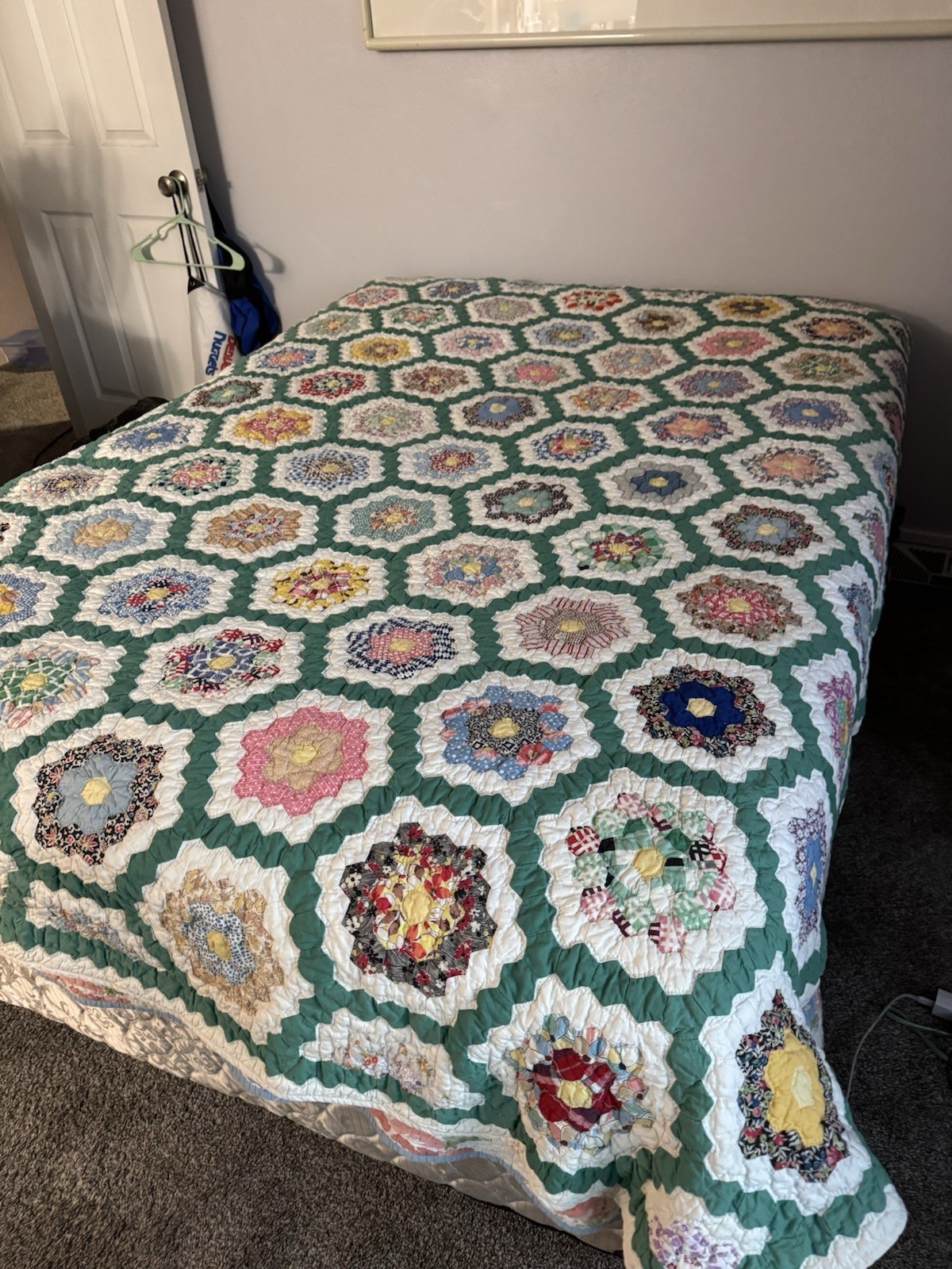 Vintage Quilt Grandmas Garden Full Of Feed Sacks 82 X 70 
