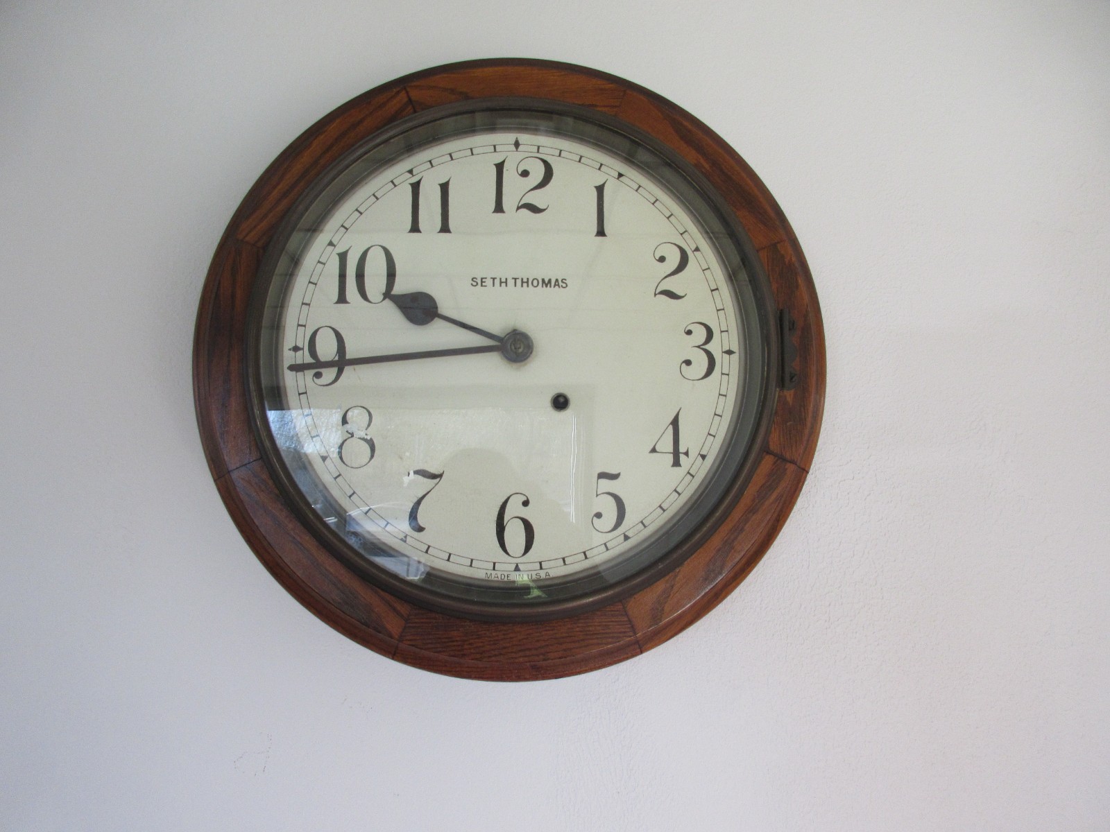 ANTIQUE SETH THOMAS GALLERY WALL CLOCK  OAK  PAINTED DIAL  ORIGINAL FINISH RUNS