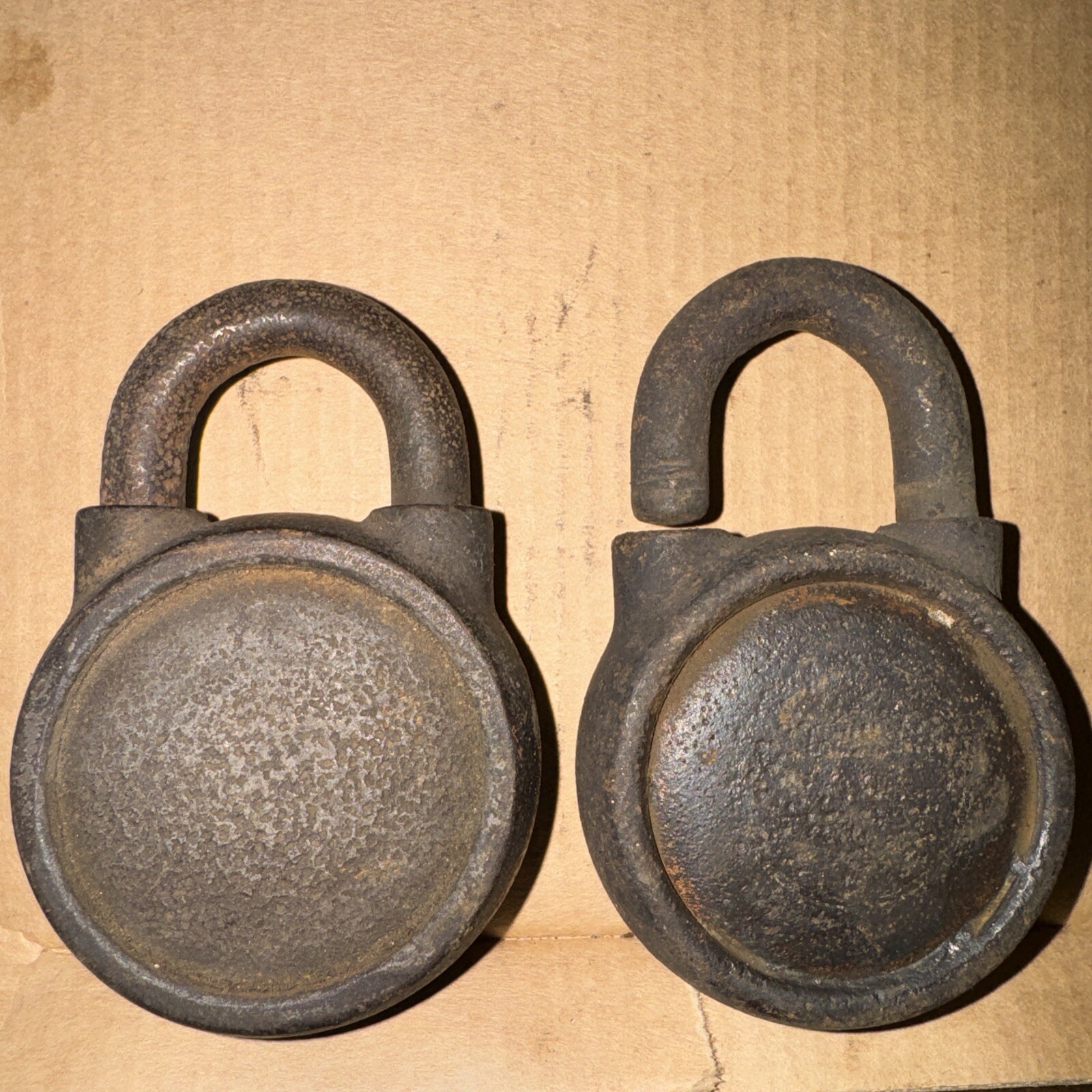 Antique 1930\'s Yale & Towne Mfg. No. 326 Padlock No Key ( 2 )