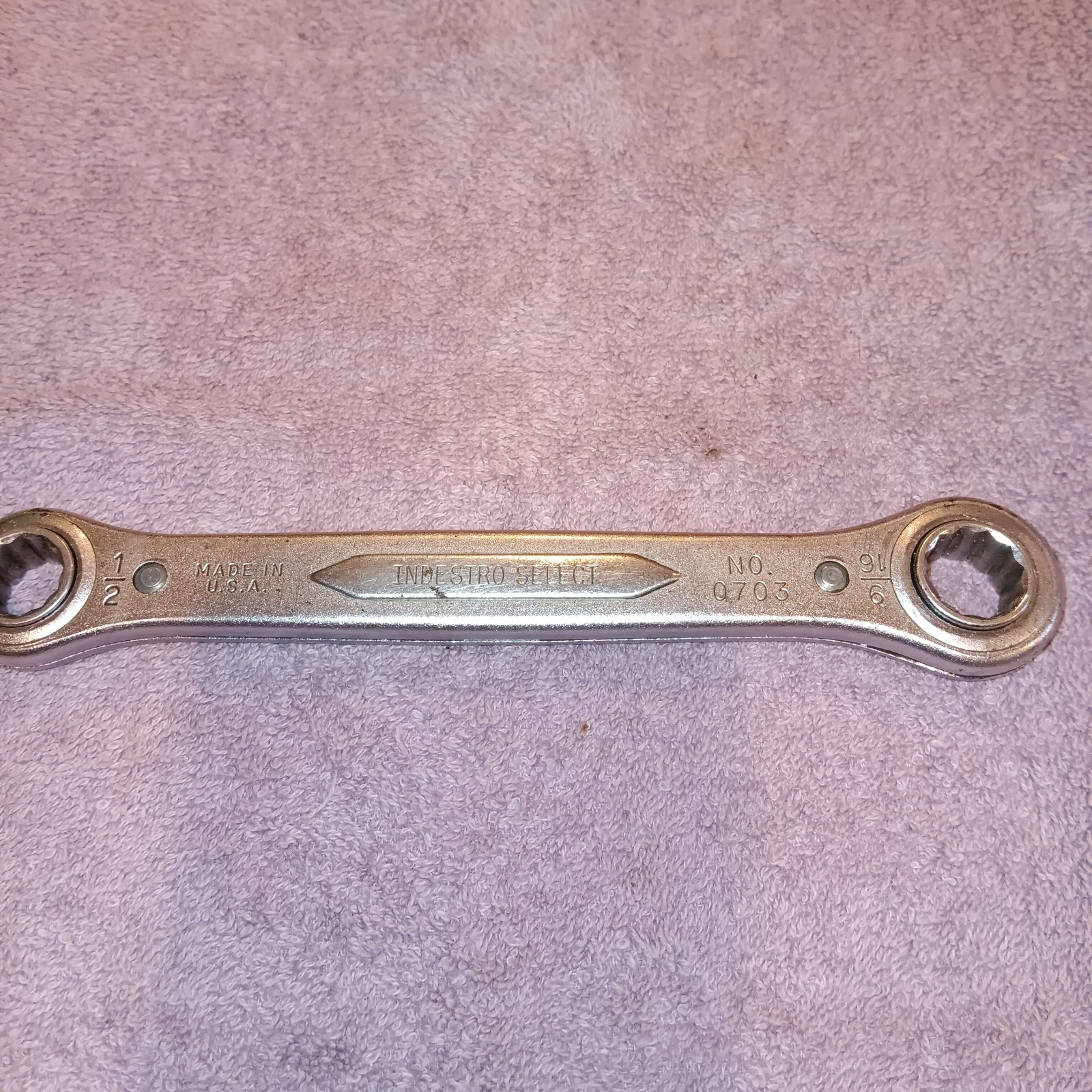 Indestro Select USA Box End Ratchet Wrench No. 0703 Ratcheting 12 pt 1/2 X 9/16