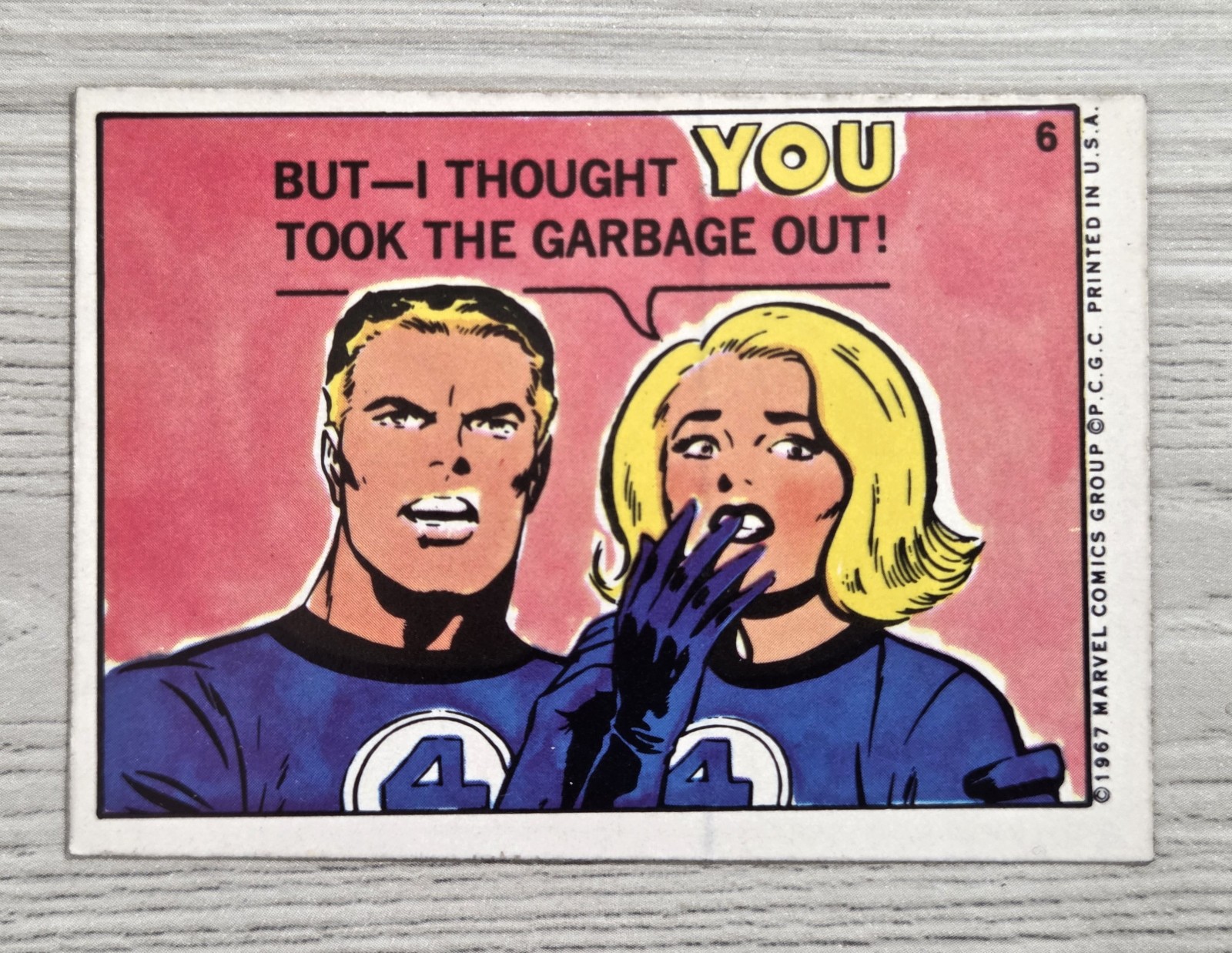 1967 Philadelphia Gum Marvel Comic Super Hero Sticker Reed & Sue Card # 6