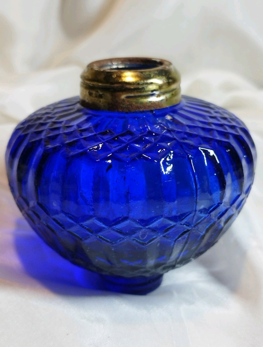 Vintage Cobalt Blue Glass oil Lamp Font Diamond Quilt Pattern Replacement Part