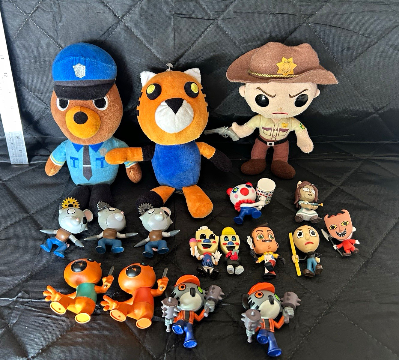 Roblox Piggy tiger plush tigry, official doggy , Mixed Lot with extra toys