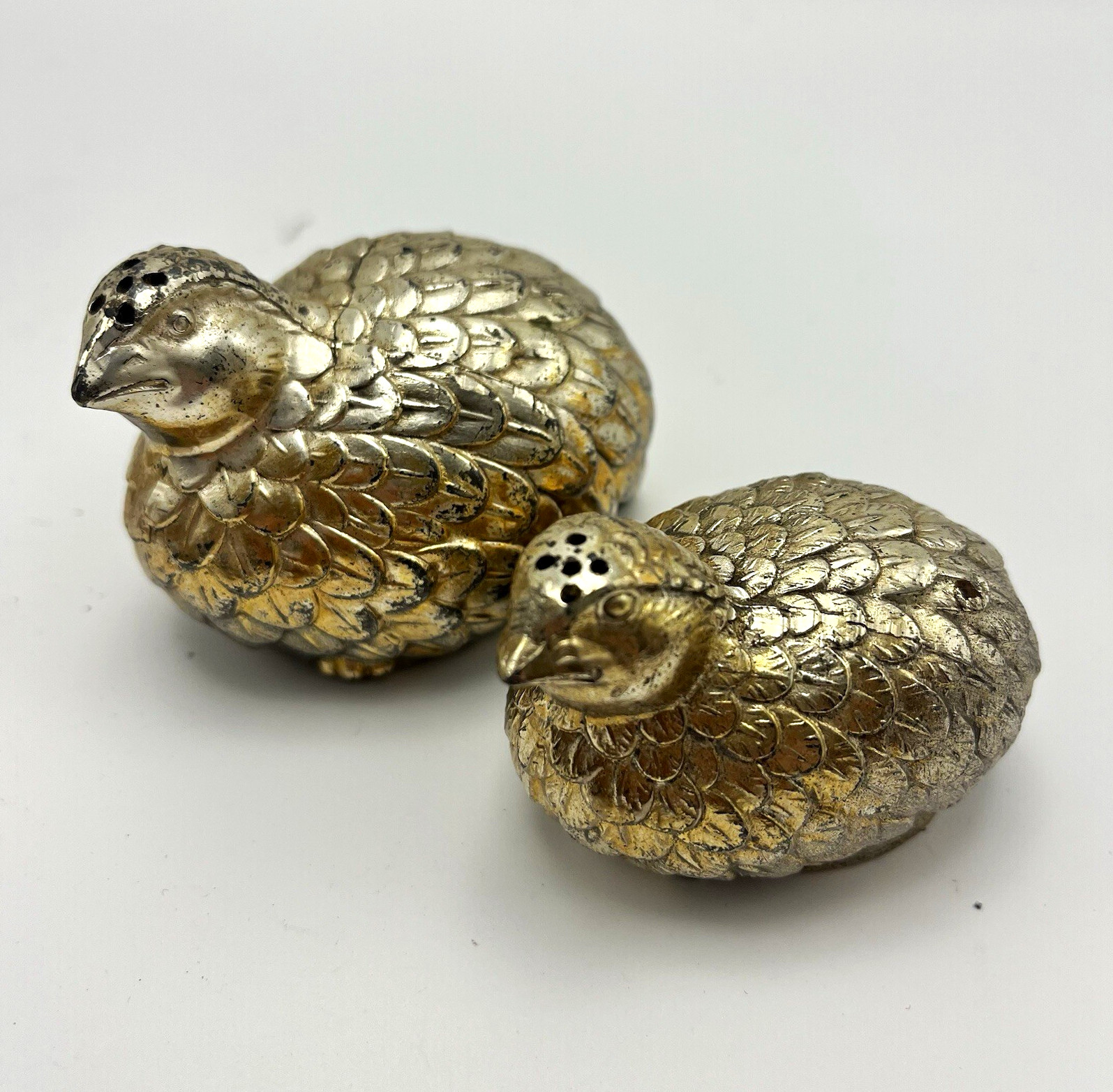 VTG 1970s Metal Quail Bird Salt & Pepper Shakers Set Silver Gold Plated MCM VTG 1970s Metal Quail Bird Salt & Pepper Shakers Set Silver Gold Plated MCM