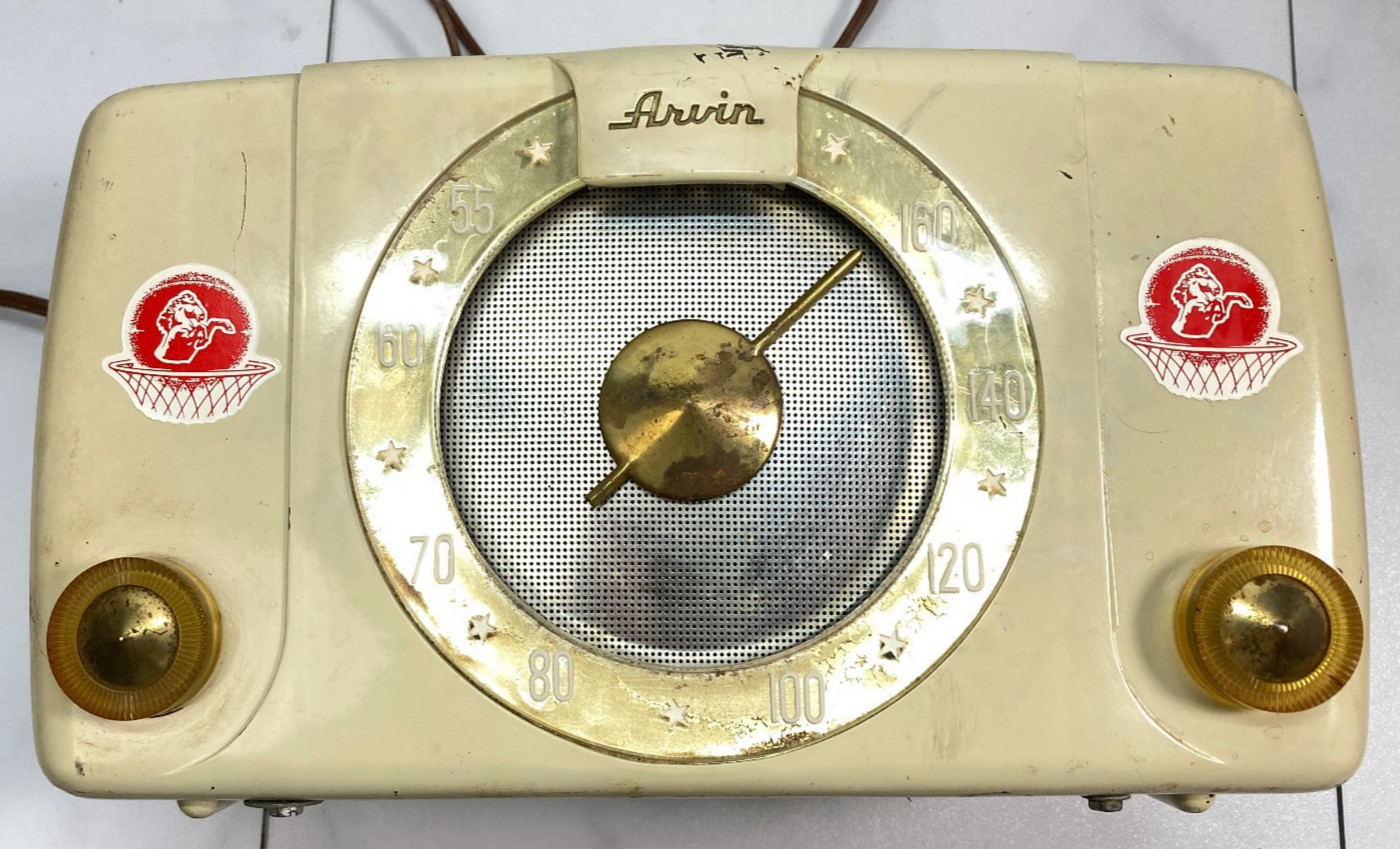 Arvin AM Bakelite Tube Radio Model 451-TL Vgt 1950s