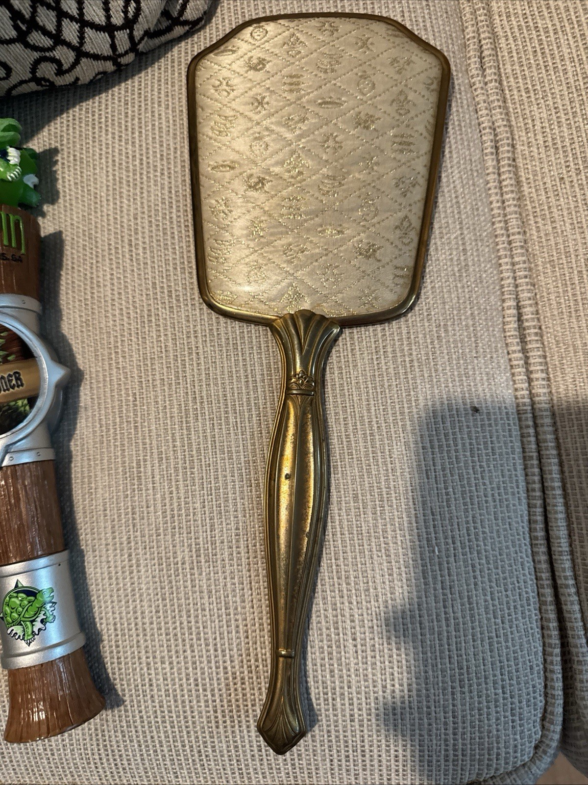 VTG 1940s-1950s Hand Held Brass Vanity Mirror Ornate Gold Designed Back