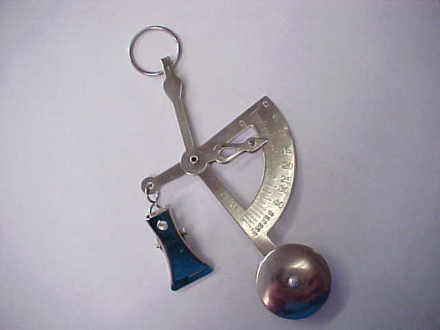 Handheld Pocket Silver 90 Degree Postal Scale Ounces Grams Scales Up to 4 Ounces