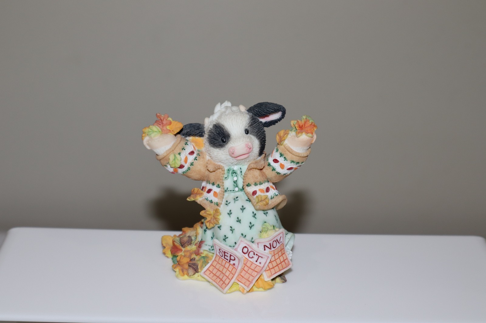 Mary’s Moo Moos Autumn Leaves Moo Joyful Customer Appreciation Figurine Enesco