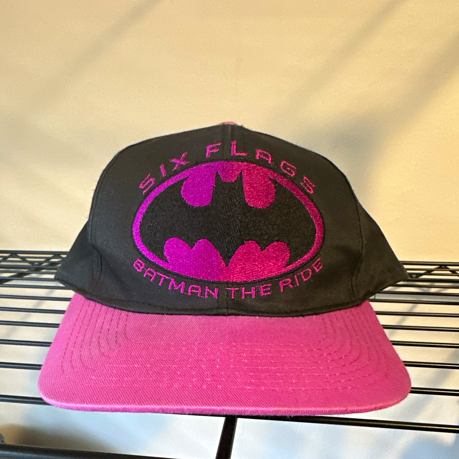 Six Flags Batman The Ride Snapback Hat Cap Black/Pink Adult 1996