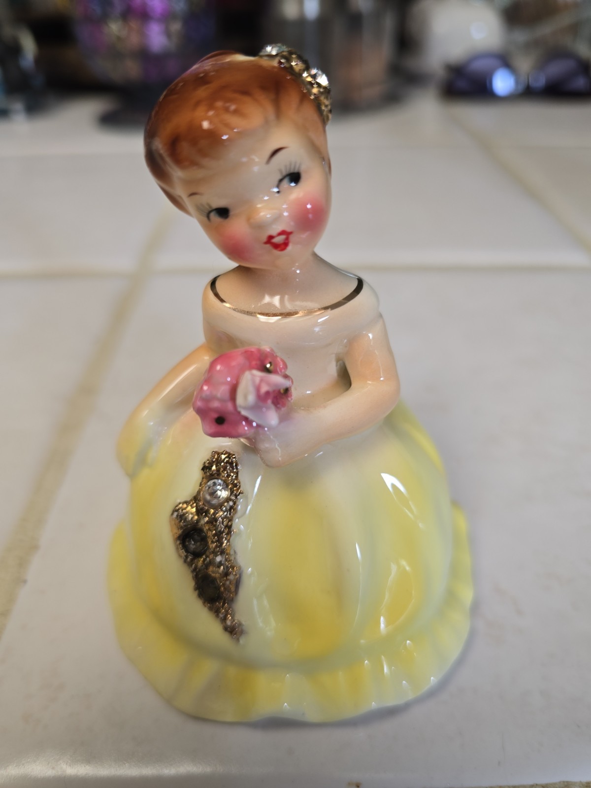  Mid-century Lefton\'s Exclusives Vintage Yellow Girl...