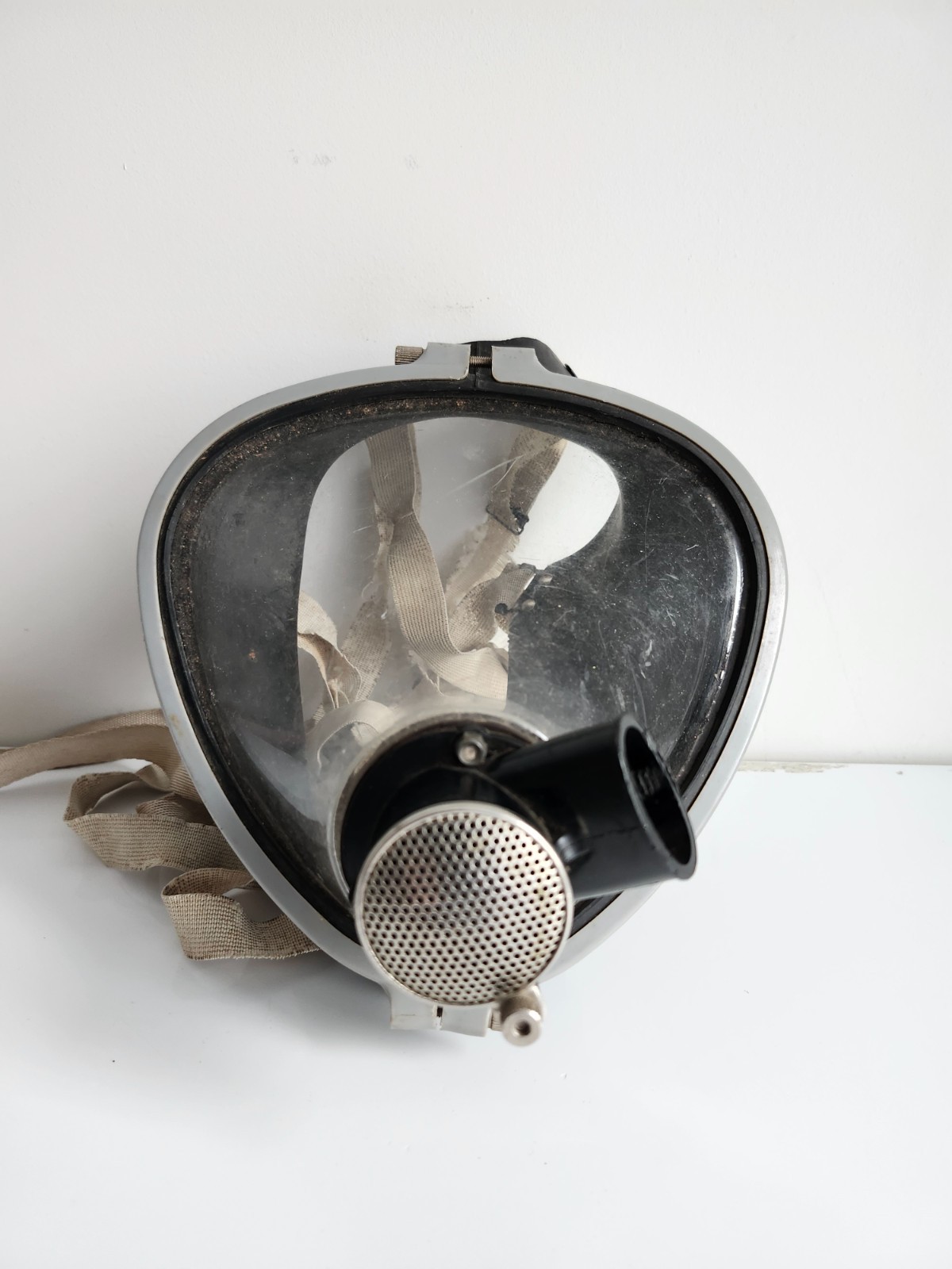 Vintage 1967 Siebe Gorman Vista Vision Face Mask Cold War Militaria Prop NB67