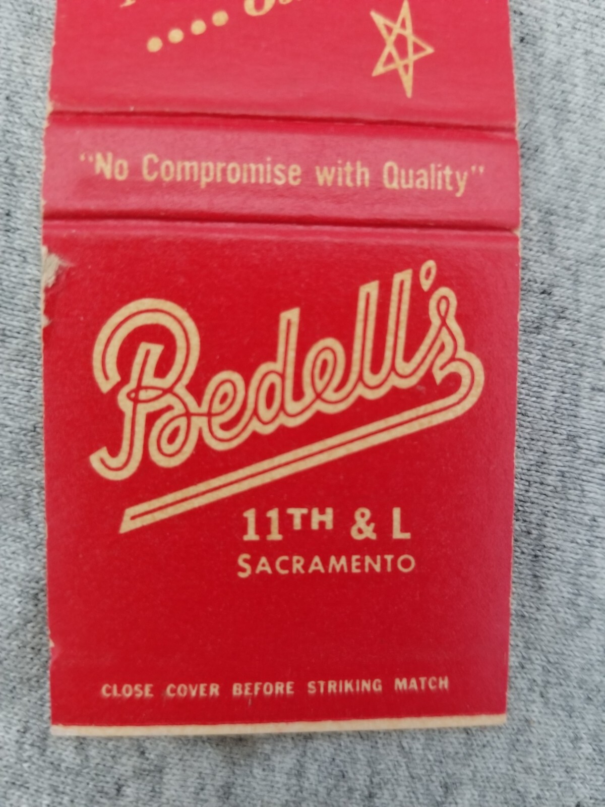 Bedell\'s Restaurant & Cocktail Lounge Sacramento CA Vtg FS Matchbook Cover