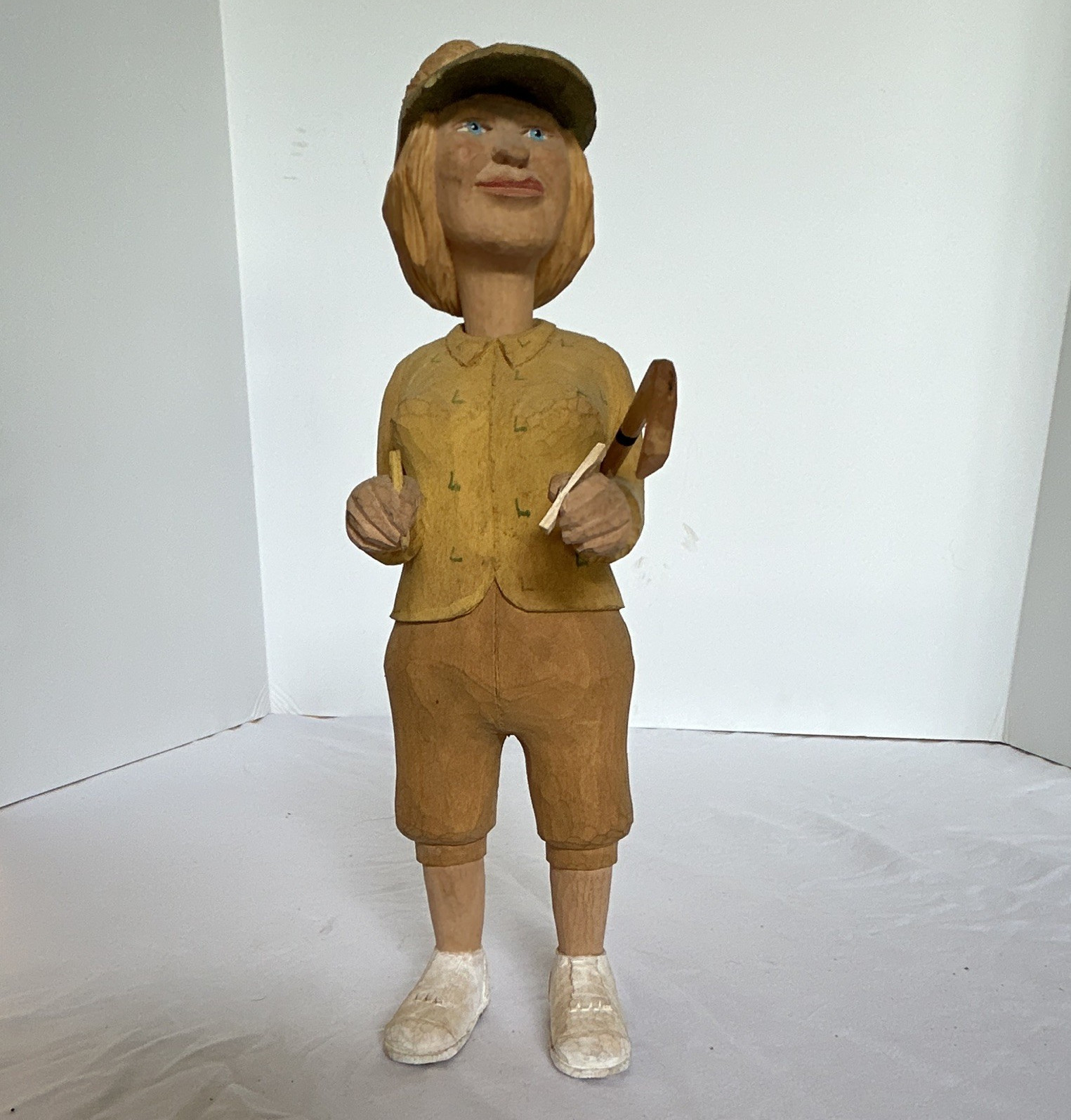 Handmade Hand-Painted Wood Golfer Figurine Signed Howard Lester 1968 10”