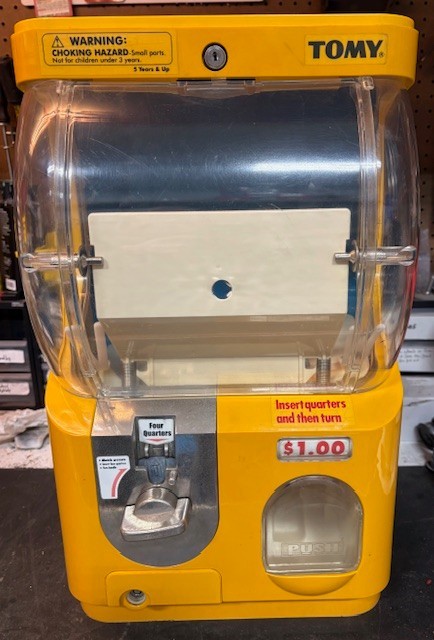 Official Gashapon Machine Countertop TOMY Yujin Gatcha Vending Gacha Capsule