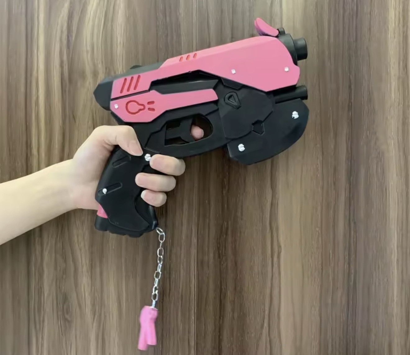 Overwatch D.VA Cosplay Rubber Toy Weapon Overwatch D.VA Cosplay Rubber Toy Weapon
