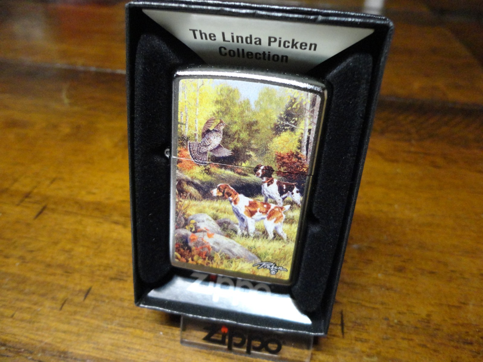 LINDA PICKEN 2 BRITTANY SPANIEL DOGS HUNTING QUAIL ZIPPO LIGHTER MINT IN BOX LINDA PICKEN 2 BRITTANY SPANIEL DOGS HUNTING QUAIL ZIPPO LIGHTER MINT IN BOX