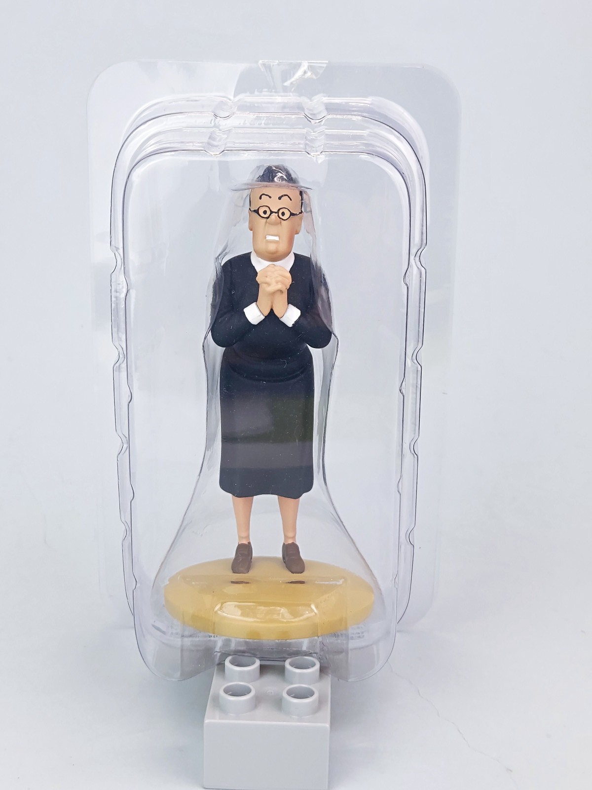 HERGE TINTIN Resin Figure IRMA L\' HABILLEUSE 12 cm Moulinsart 2014