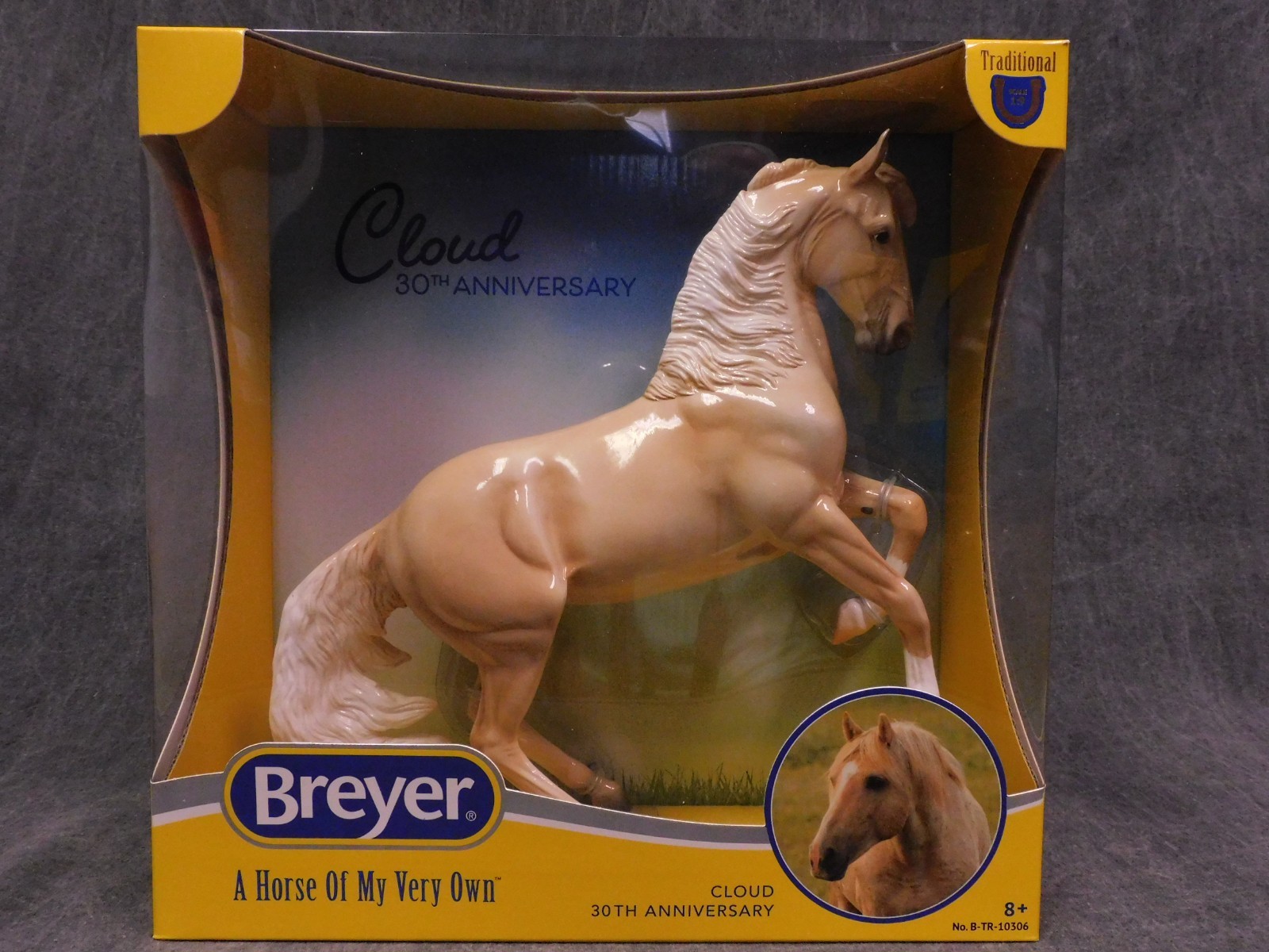 Breyer * Glossy Cloud * CCA 2026 Collector Club Traditional Model Horse