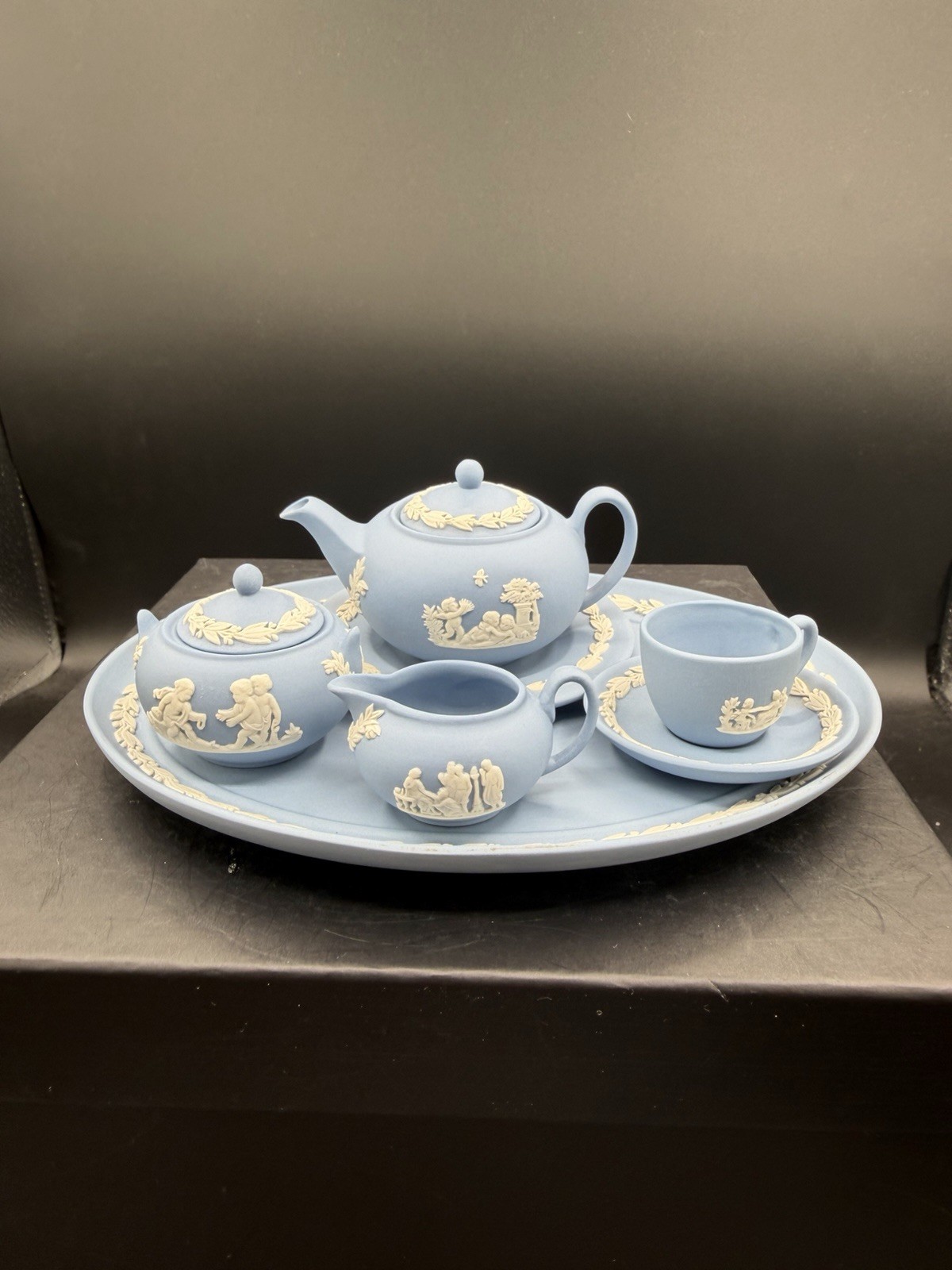 Vintage Wedgwood Jasperware Blue 9‑Piece Mini Tea Set – Rare 🫖💙